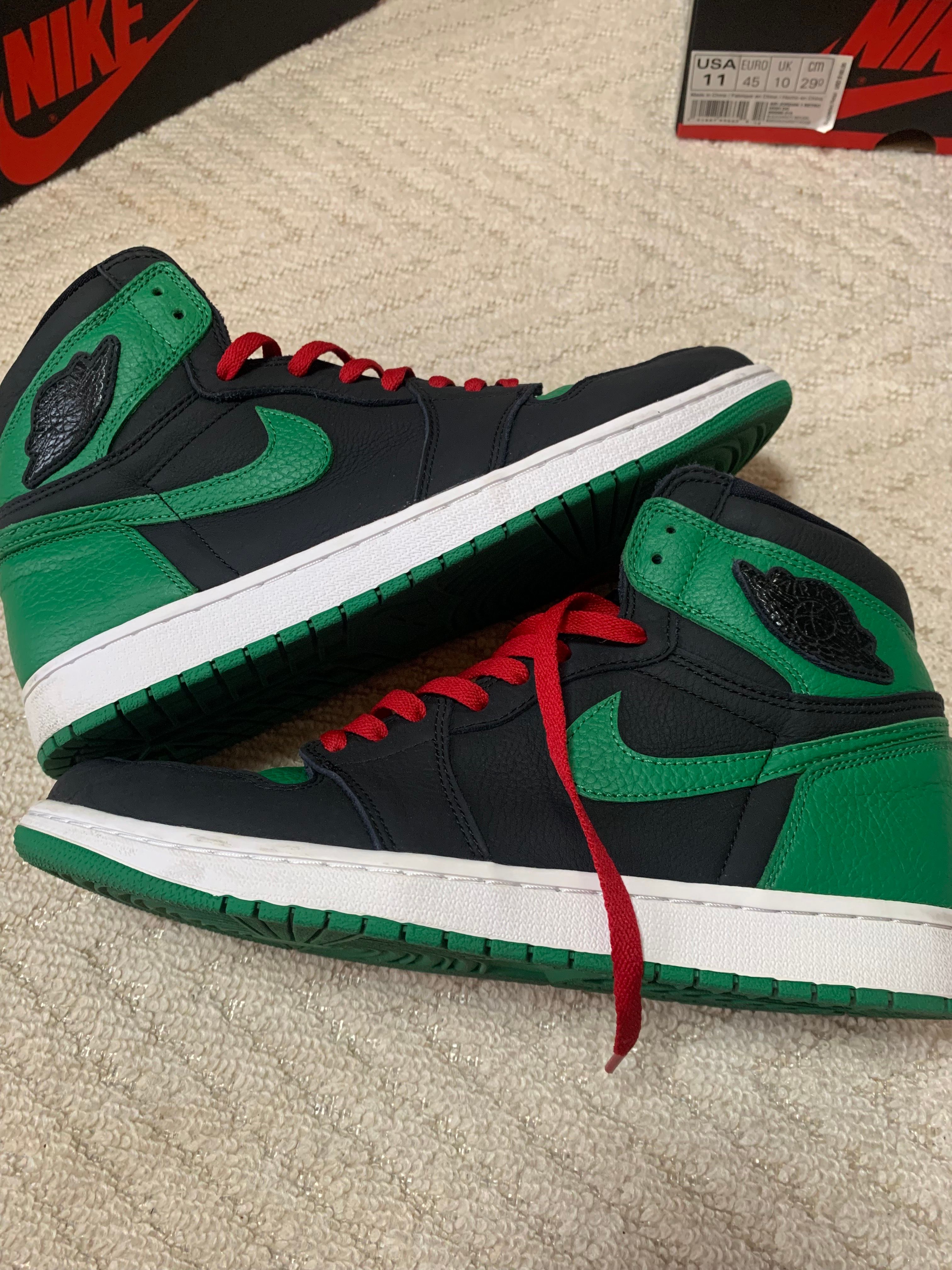 Nike Air Jordan 1 Retro High OG "Black/Pine Green" (2020)