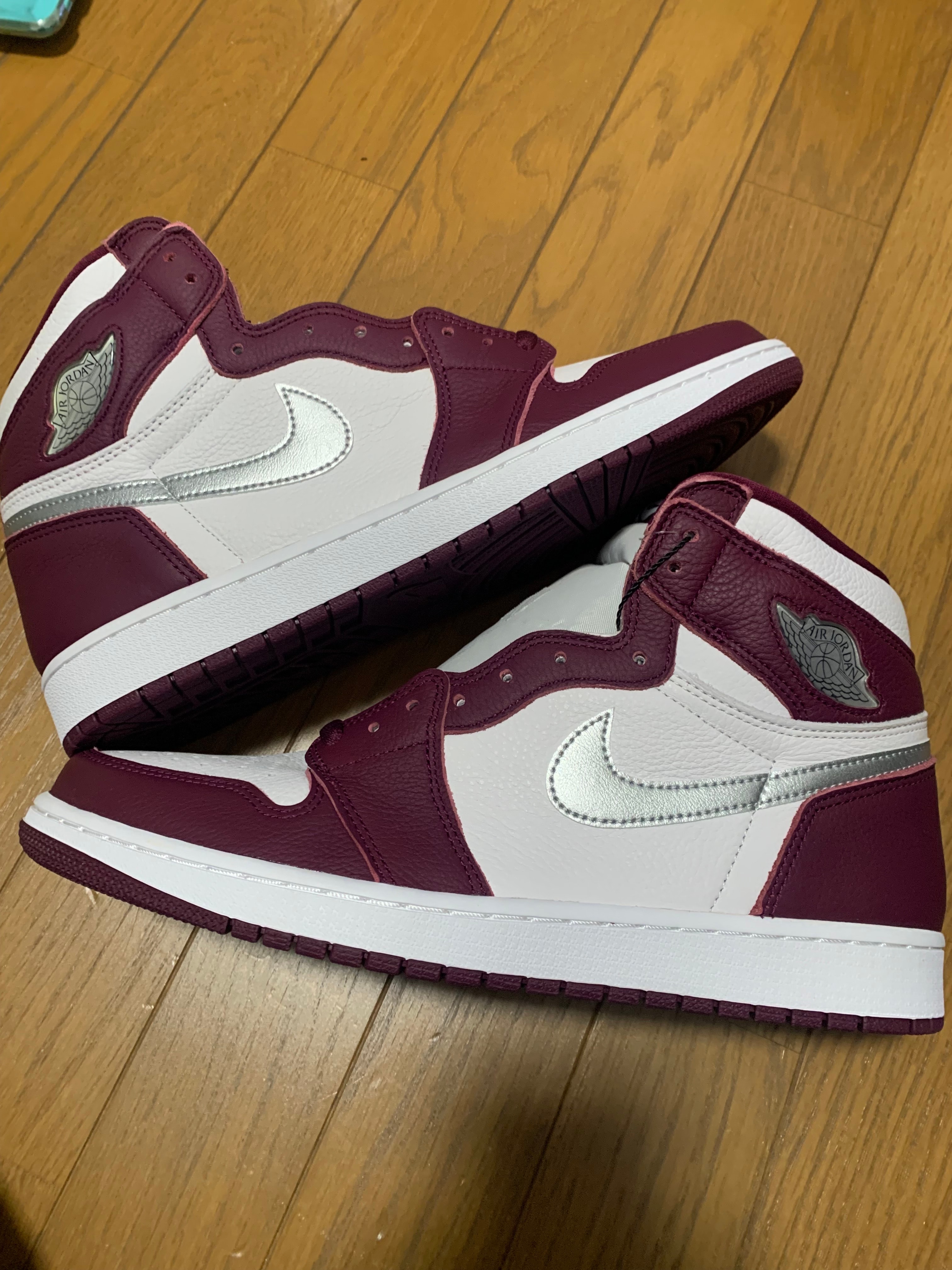 Nike Air Jordan 1 High OG "Bordeaux"
