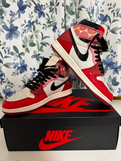 Spider-Man × Nike Air Jordan 1 Retro High OG SP "Spider-Man: Across the Spider-Verse/University Red"