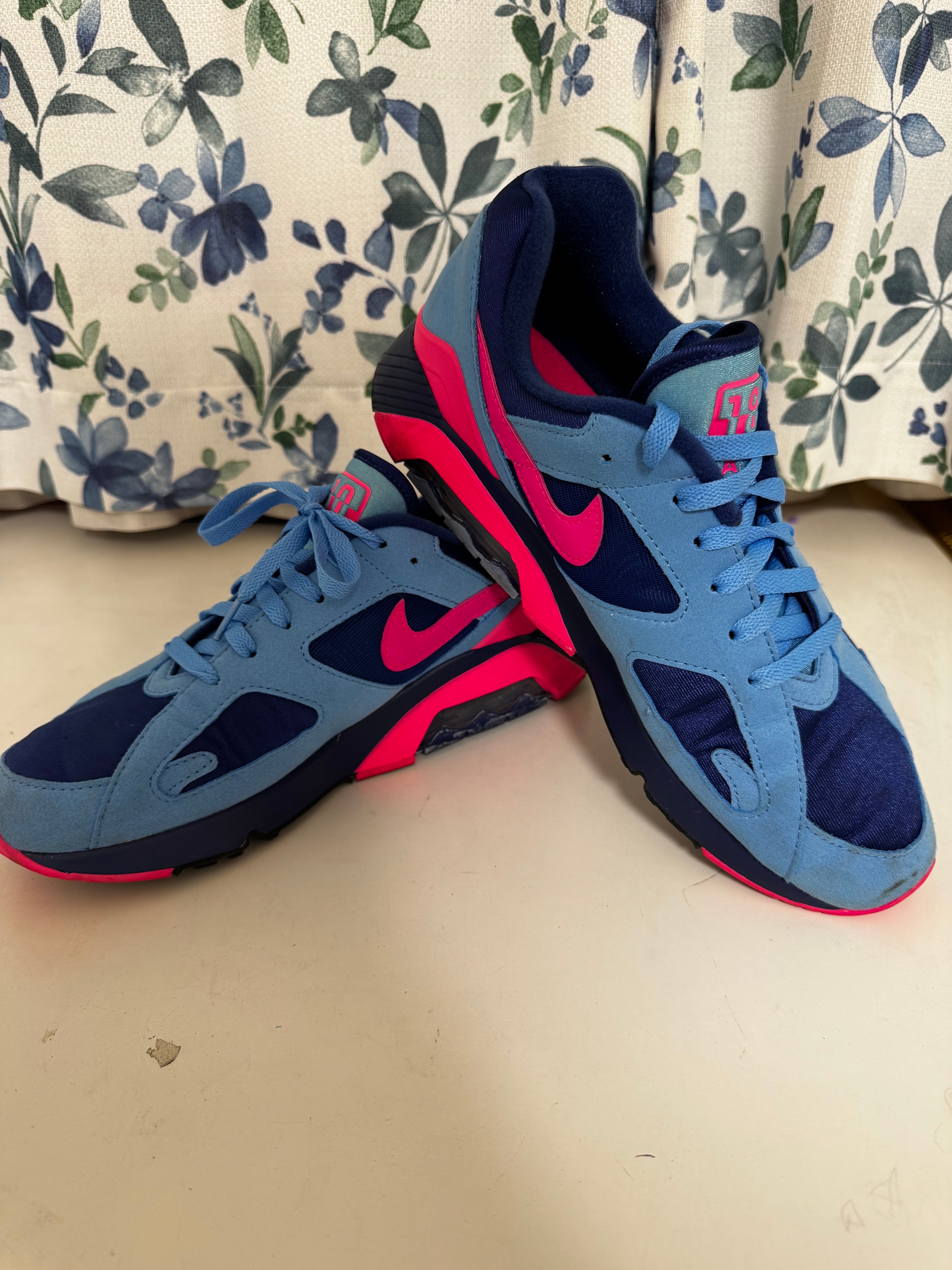 ナイキ エアマックス180 "ユニバーシティブルー/ハイパーピンク"