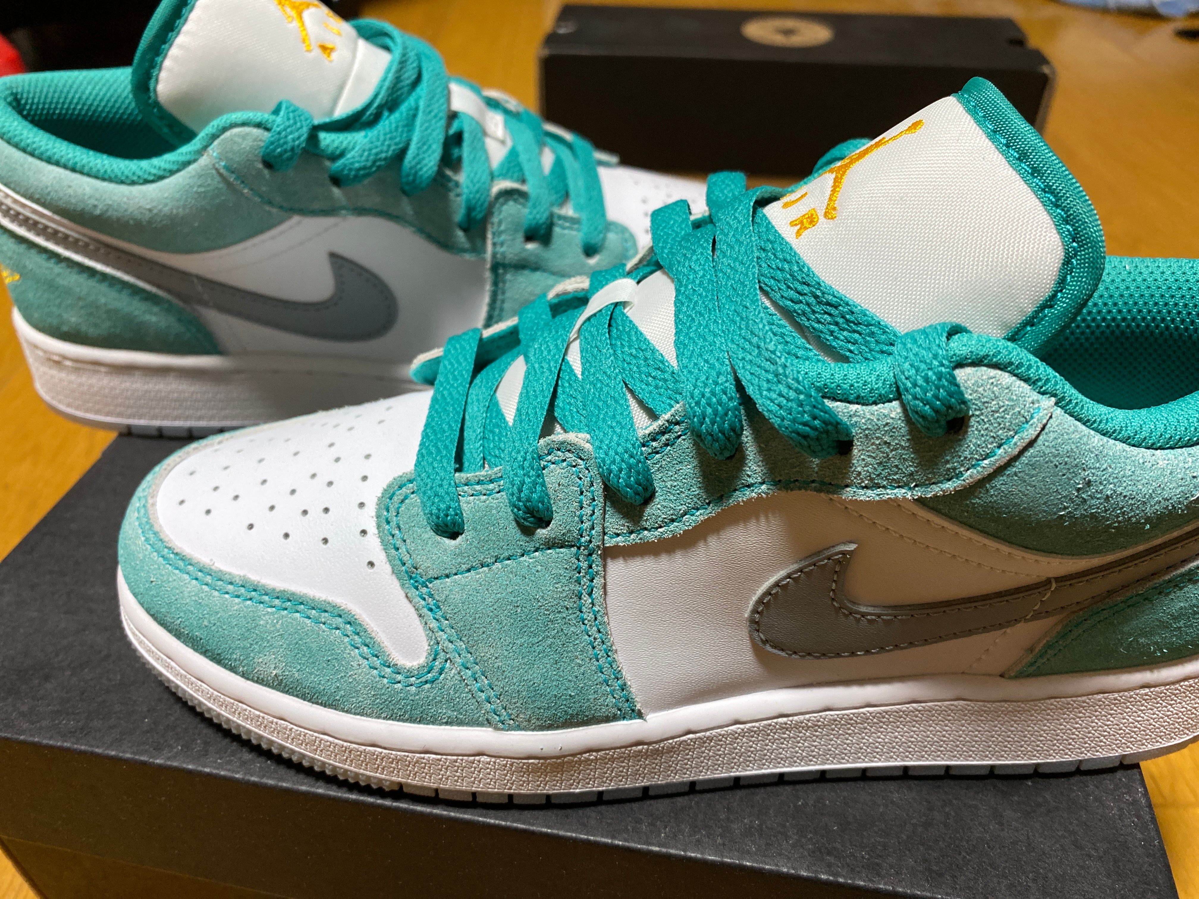 Nike GS Air Jordan 1 Low "New Emerald"