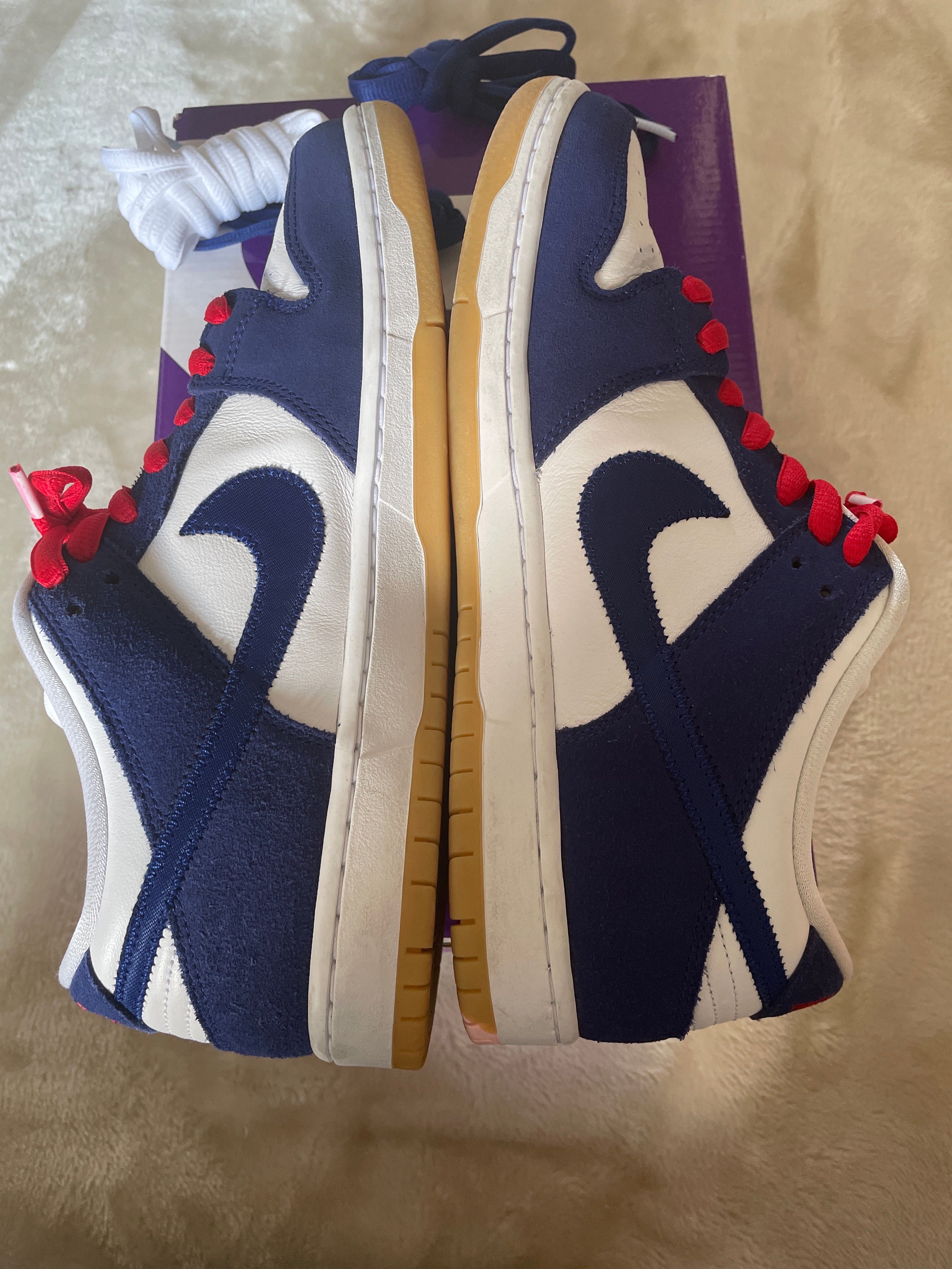 Nike SB Dunk Low "Los Angeles Dodgers/Deep Royal Blue"