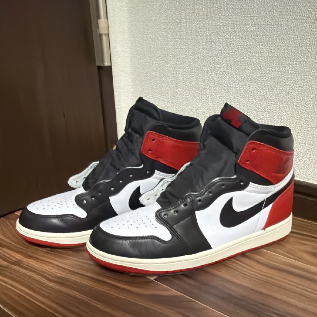 Nike Air Jordan 1 Retro High OG "Black Toe Reimagined"