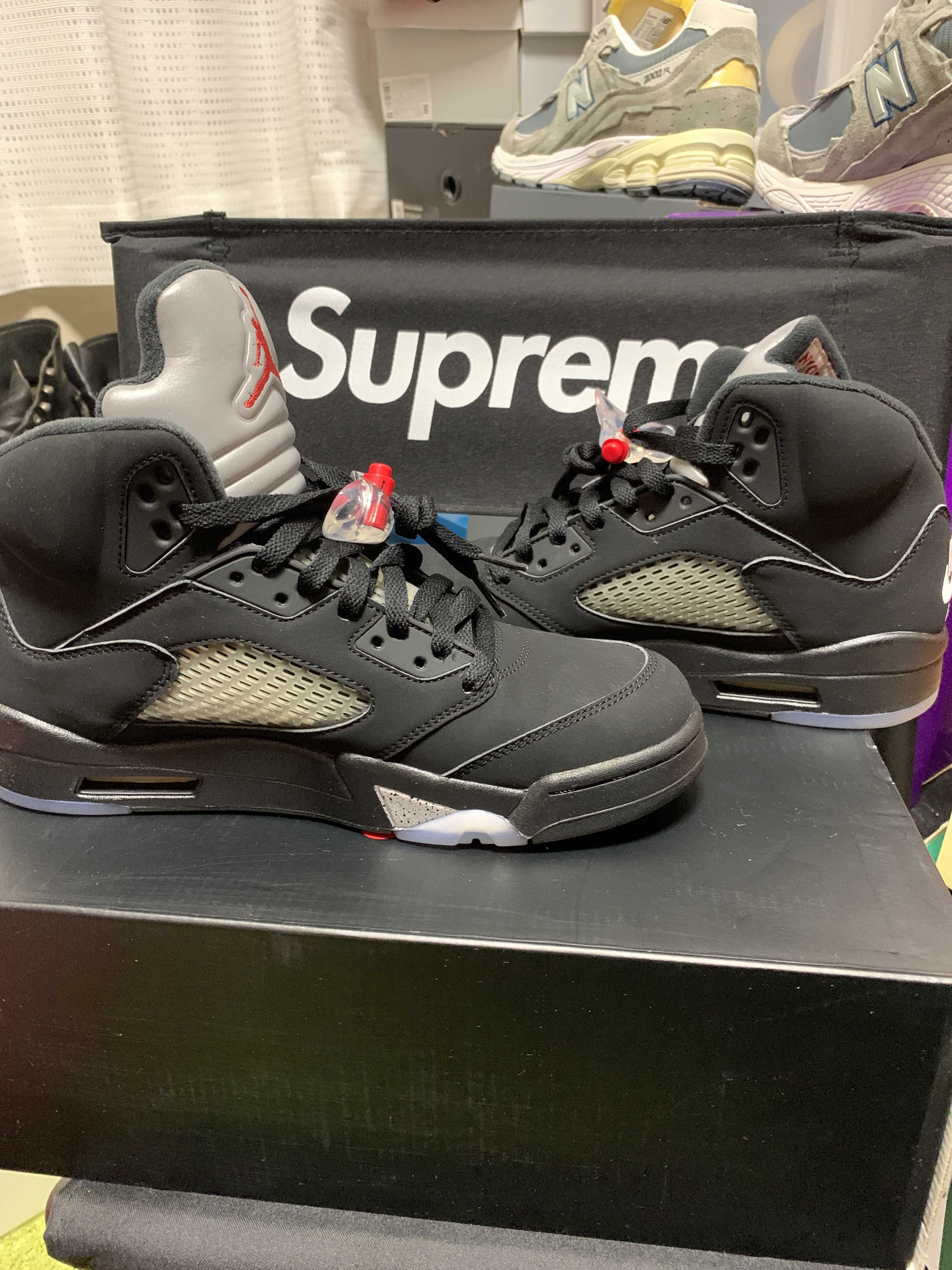 Nike Air Jordan 5 Retro OG "Black/Fire Red/Metallic Silver/White" (2016)