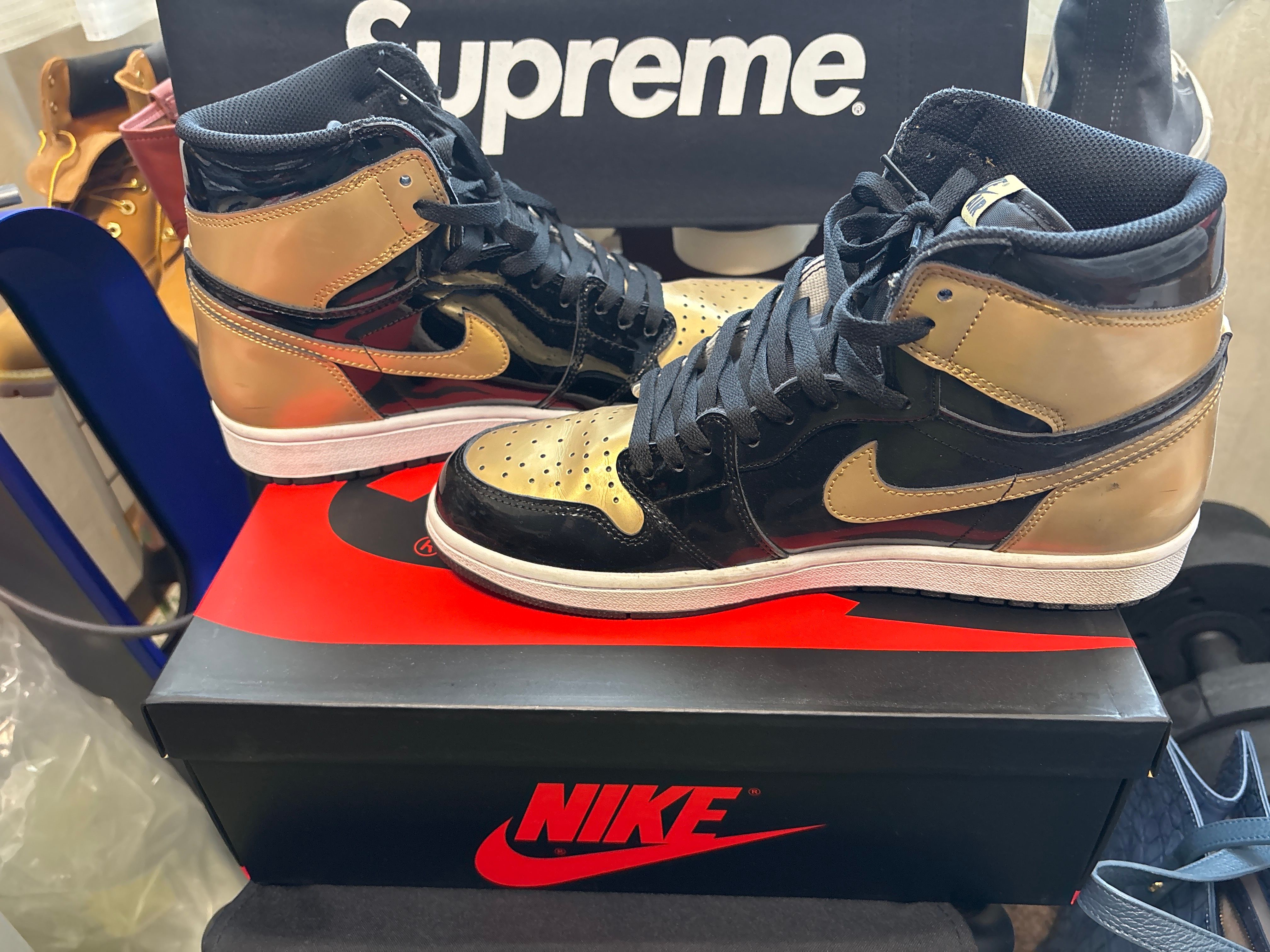 Nike Air Jordan 1 Retro High OG NRG "Gold Toe"
