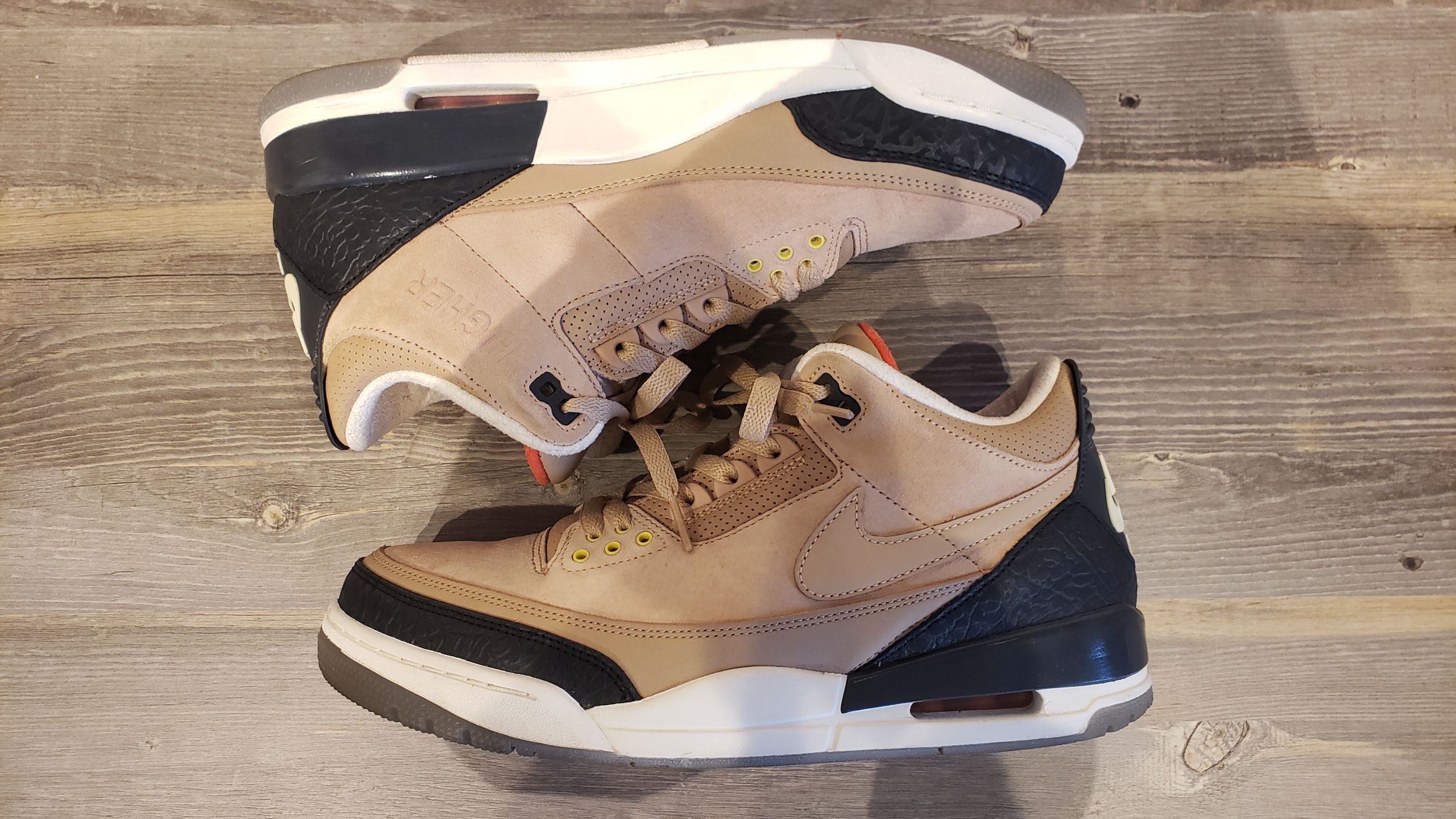 Nike Air Jordan 3 Retro "JTH Bio Beige"