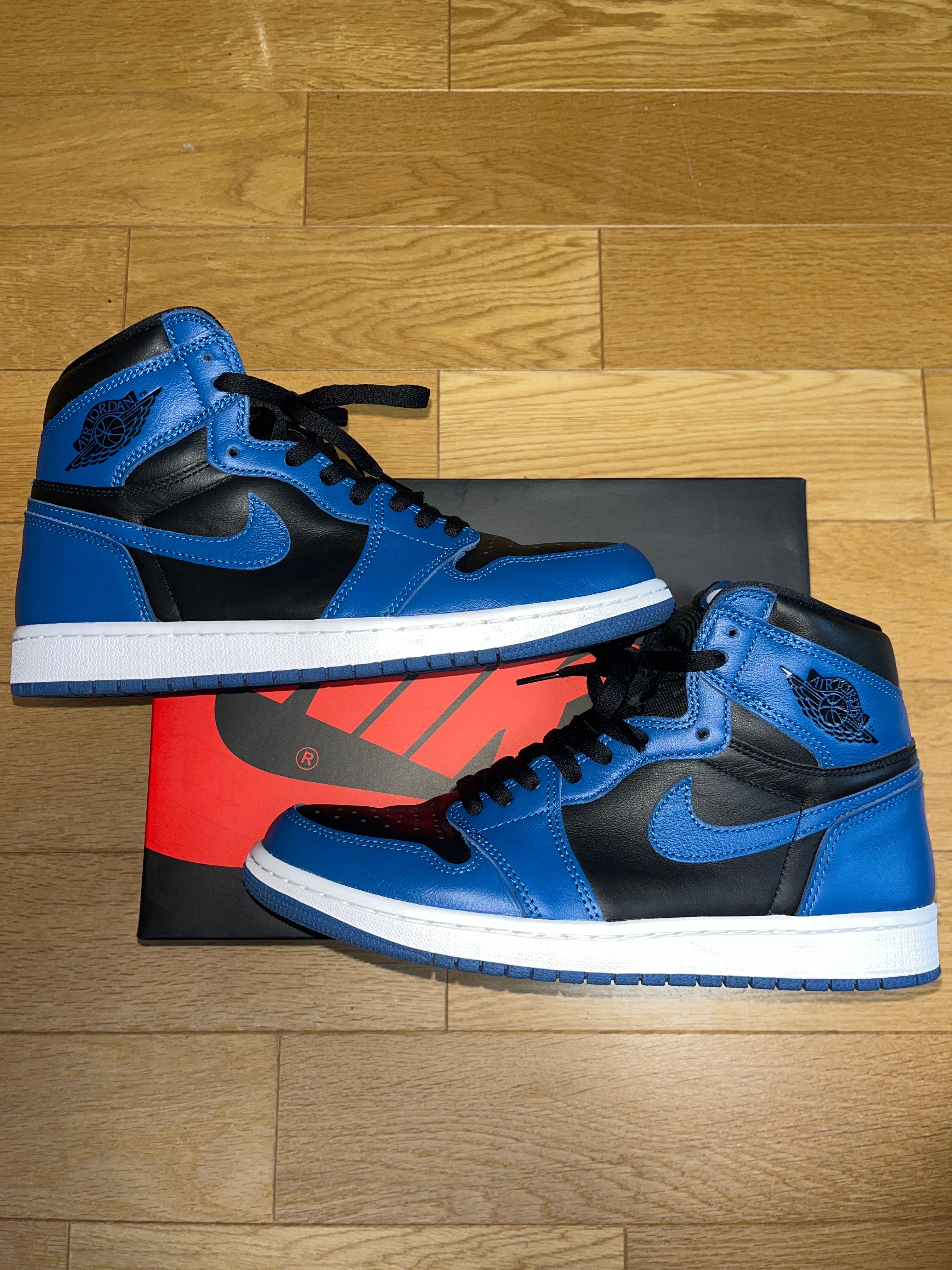 Nike Air Jordan 1 Retro High OG "Dark Marina Blue"