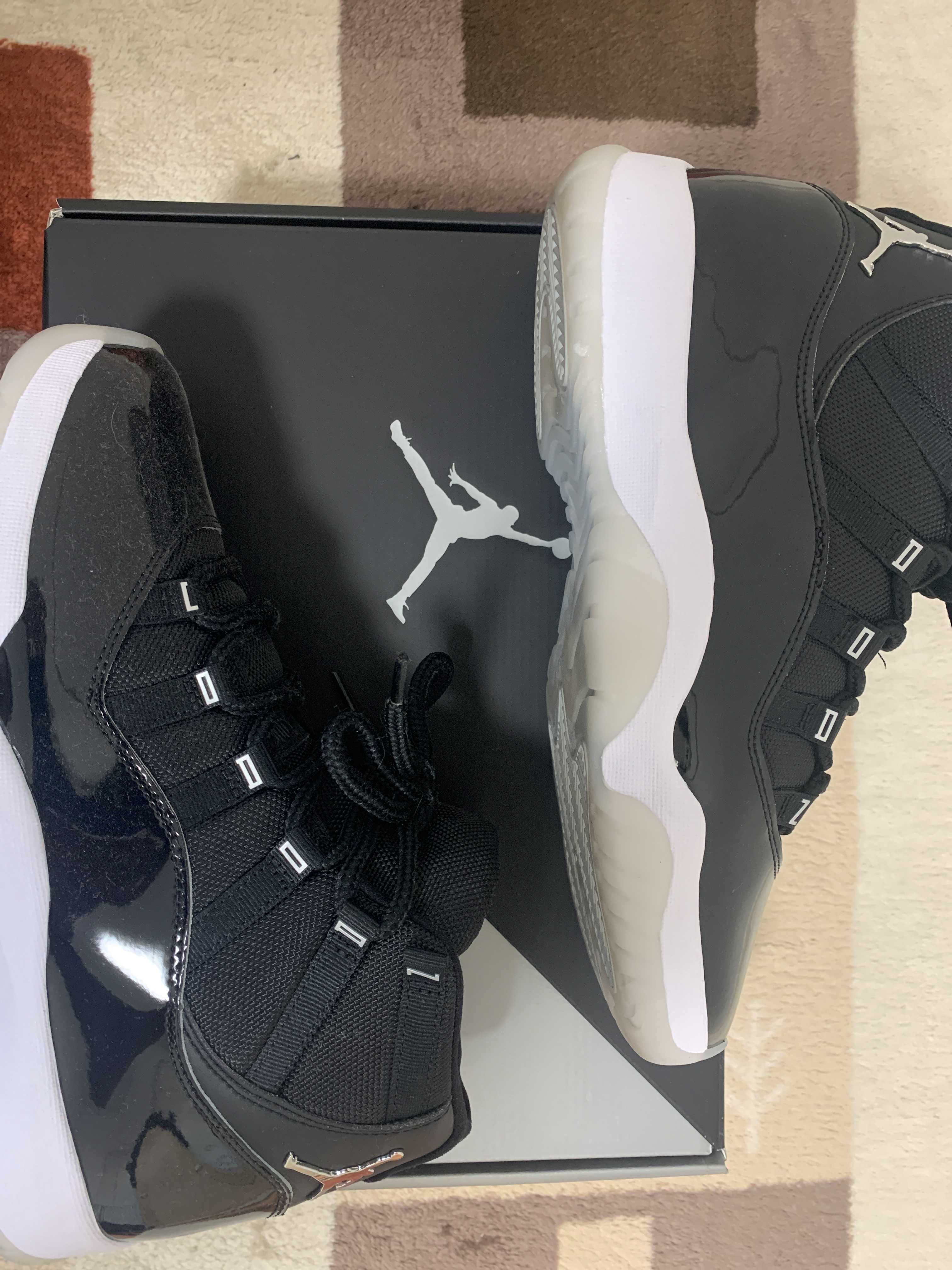 Nike Air Jordan 11 "Jubilee"