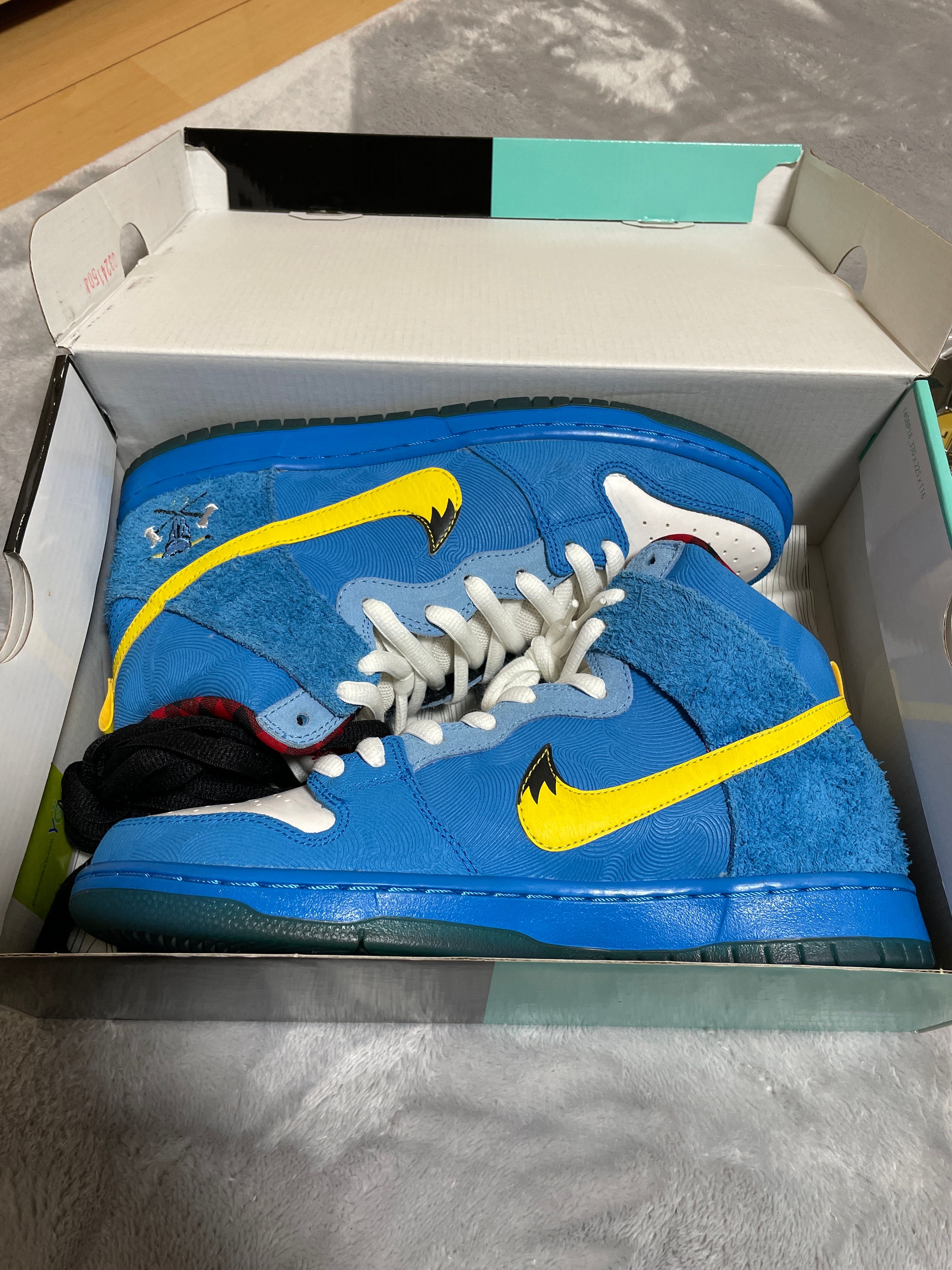Nike Dunk SB High "Familia Blue"