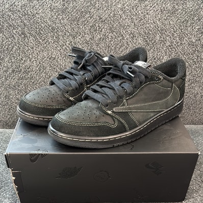 Travis Scott × Nike Air Jordan 1 Low OG SP "Black Phantom"
