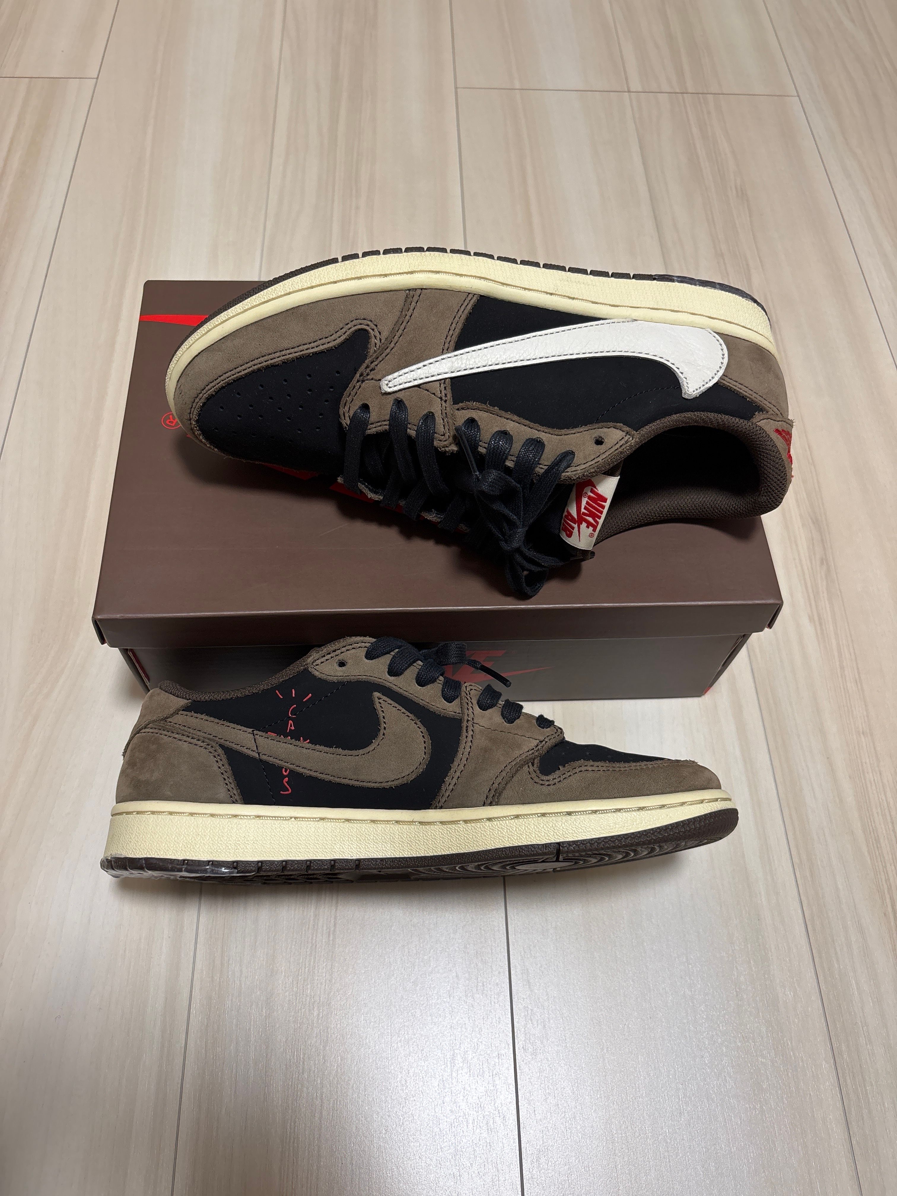 Travis Scott × Nike Air Jordan 1 Low OG SP-T "Black/Dark Mocha"