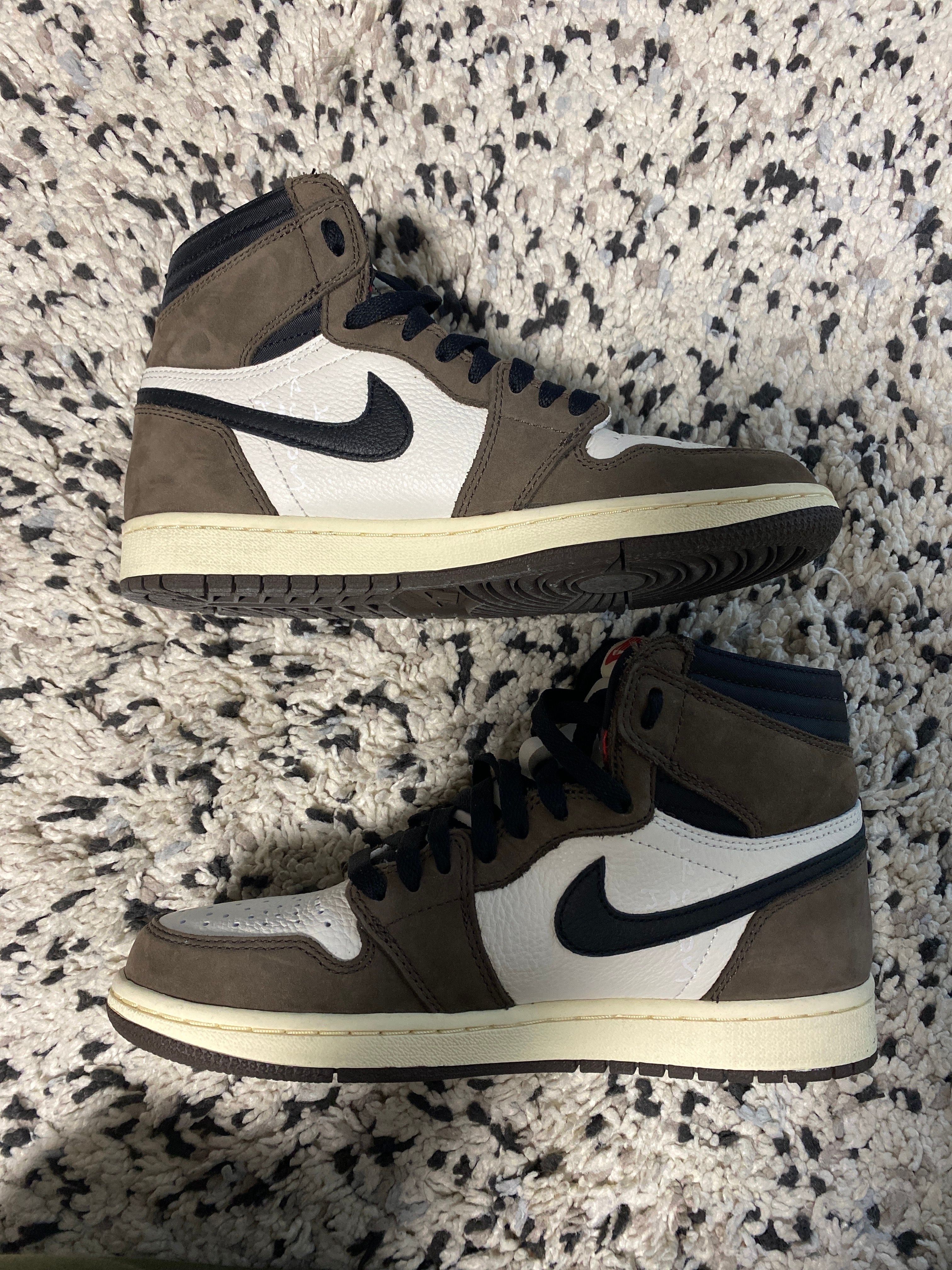 Travis Scott × Nike Air Jordan 1 Retro High OG TS SP "Sail/Dark Mocha"