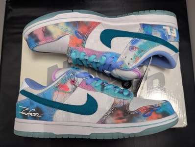 Futura × Nike SB Dunk Low "White and Geode Teal"