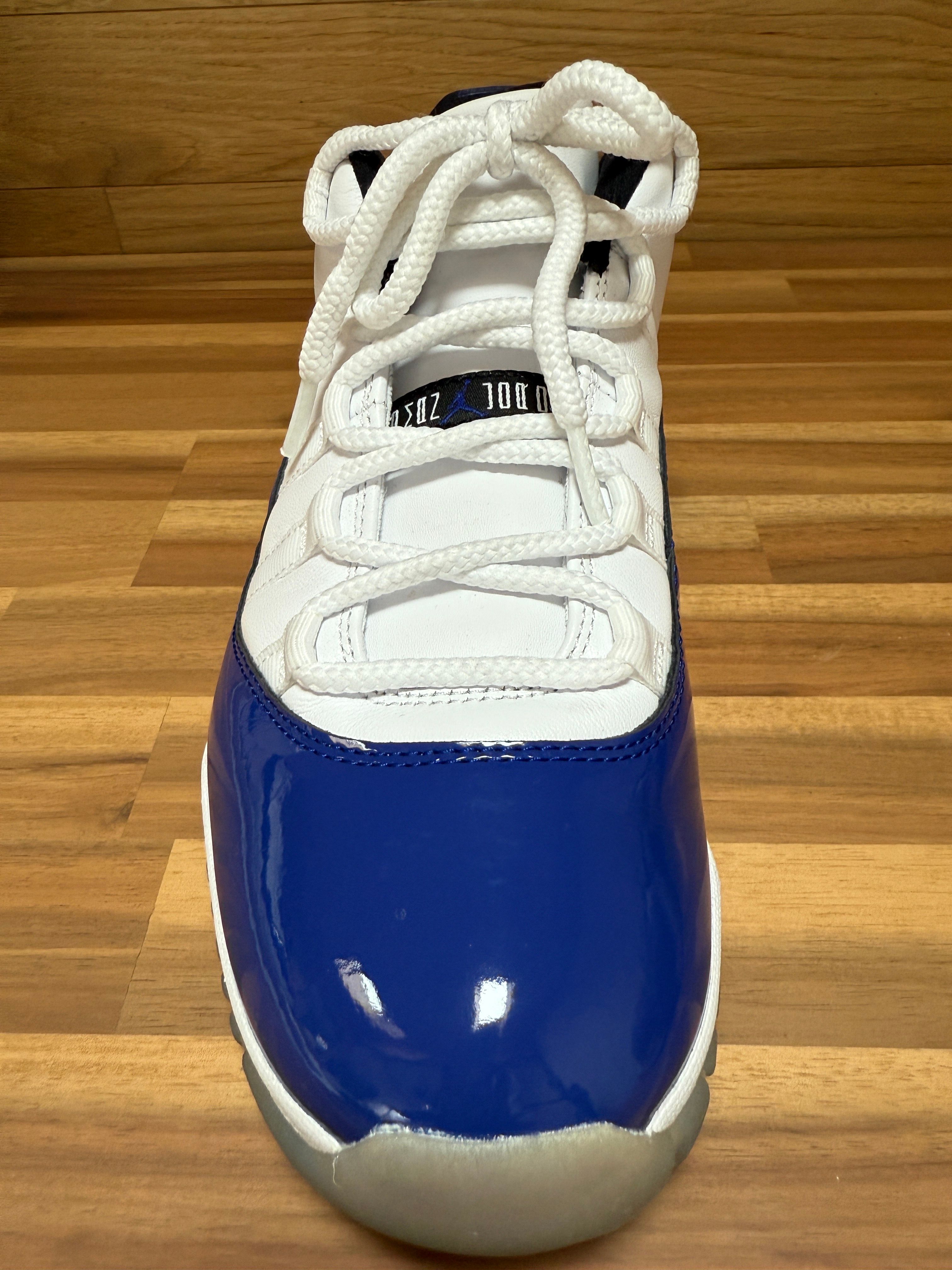 NIKE Women's AIR JORDAN 11 LOW "CONCORD SKETCH"