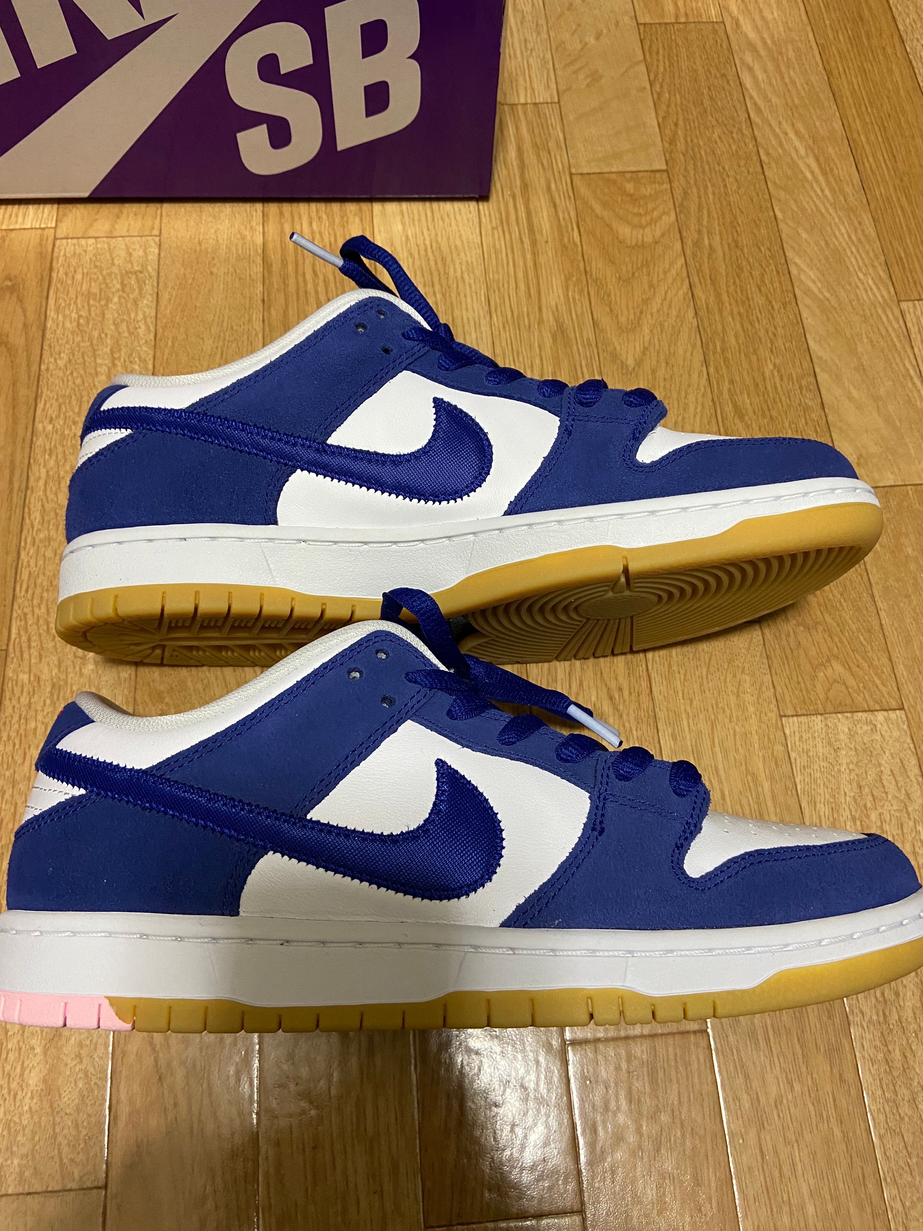 Nike SB Dunk Low "Los Angeles Dodgers/Deep Royal Blue"