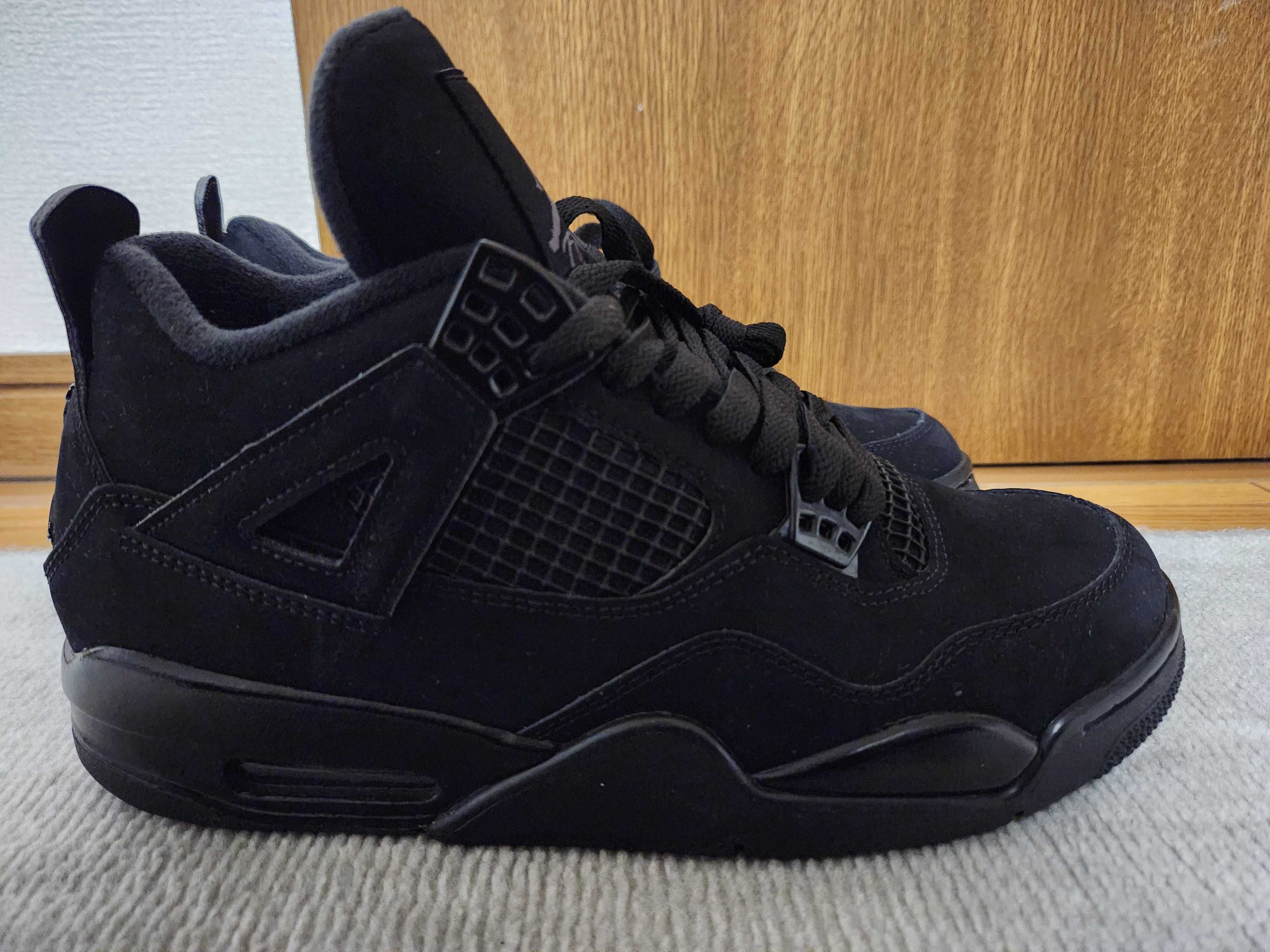 Nike Air Jordan 4 "Black Cat"