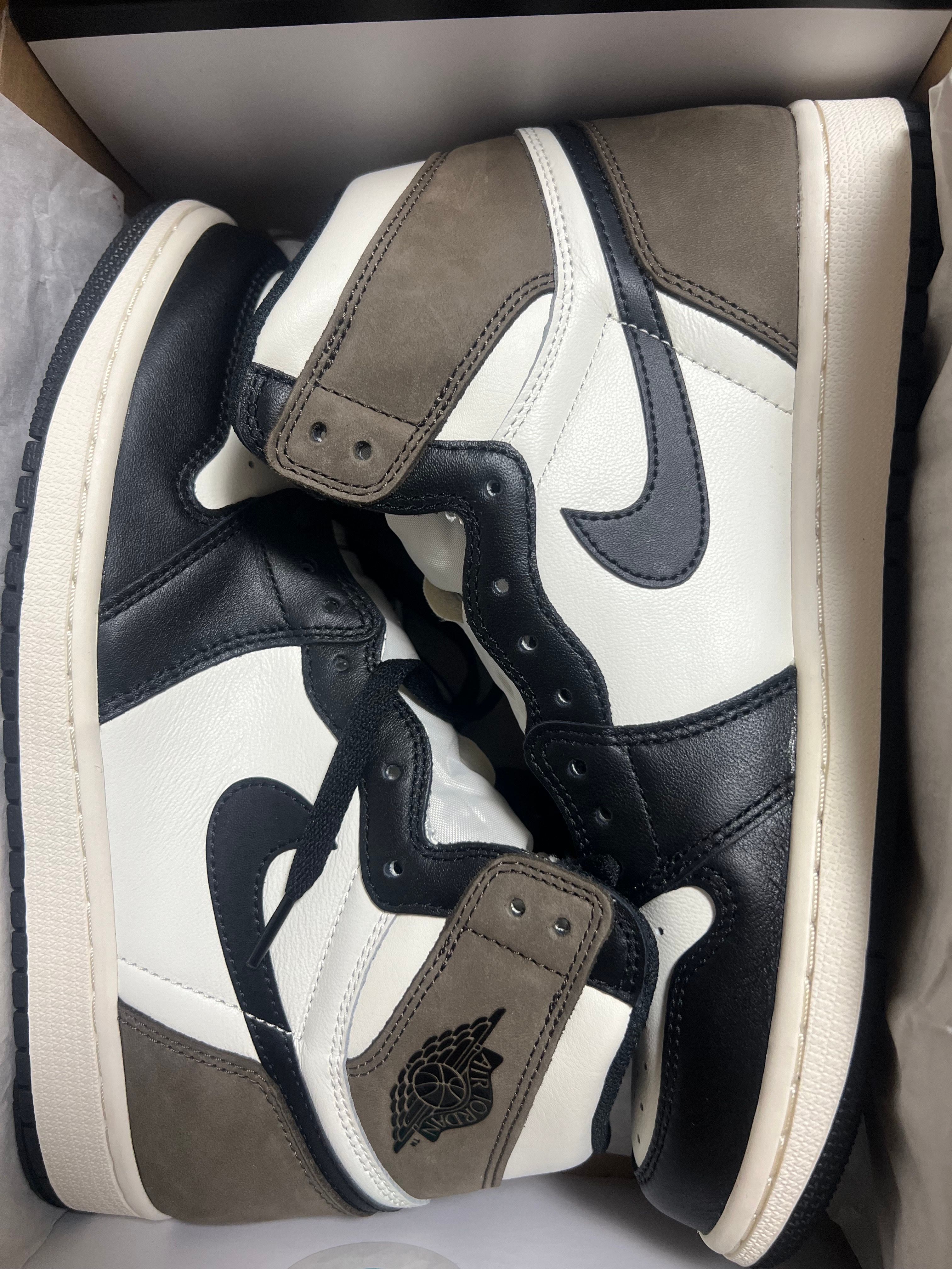 Nike Air Jordan 1 High OG "Sail/Dark Mocha/Black"