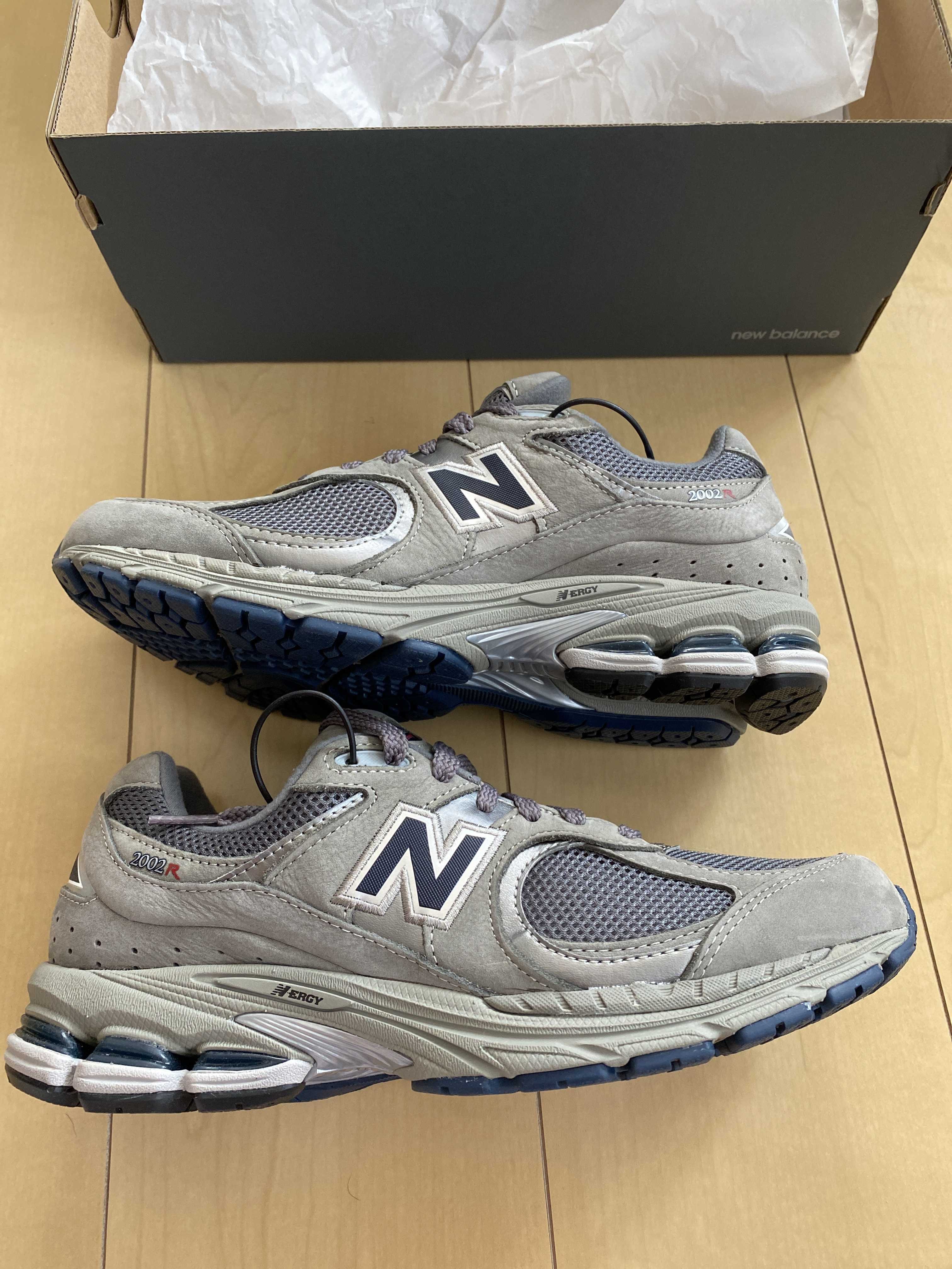 New Balance 2002R "Gray"