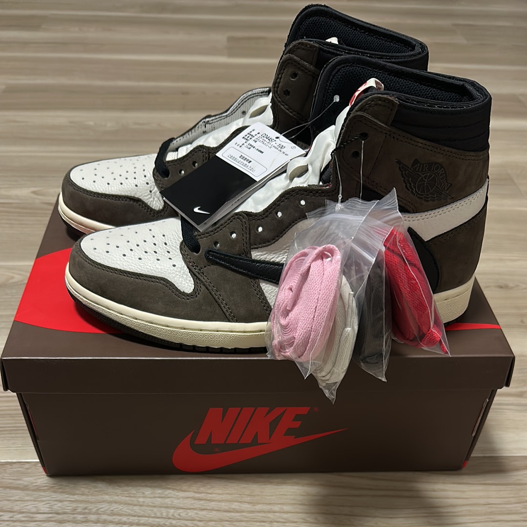 Travis Scott × Nike Air Jordan 1 Retro High OG TS SP "Sail/Dark Mocha"