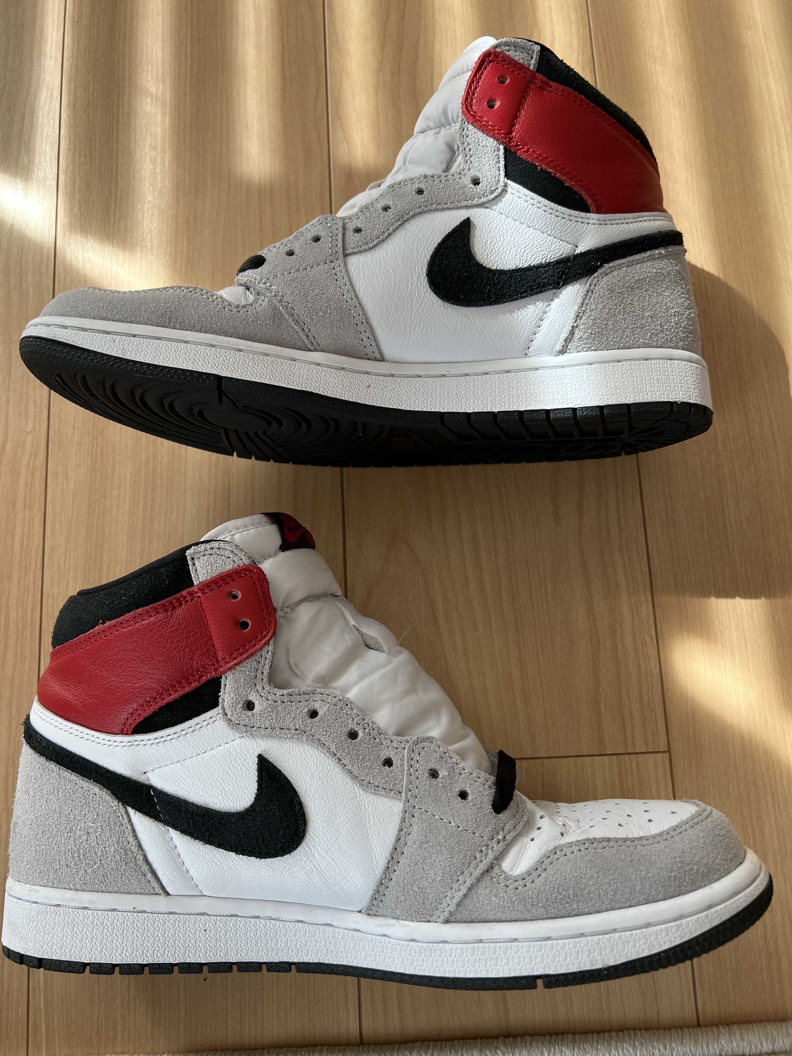 Nike Air Jordan 1 High OG "White/Black/Light Smoke Grey"