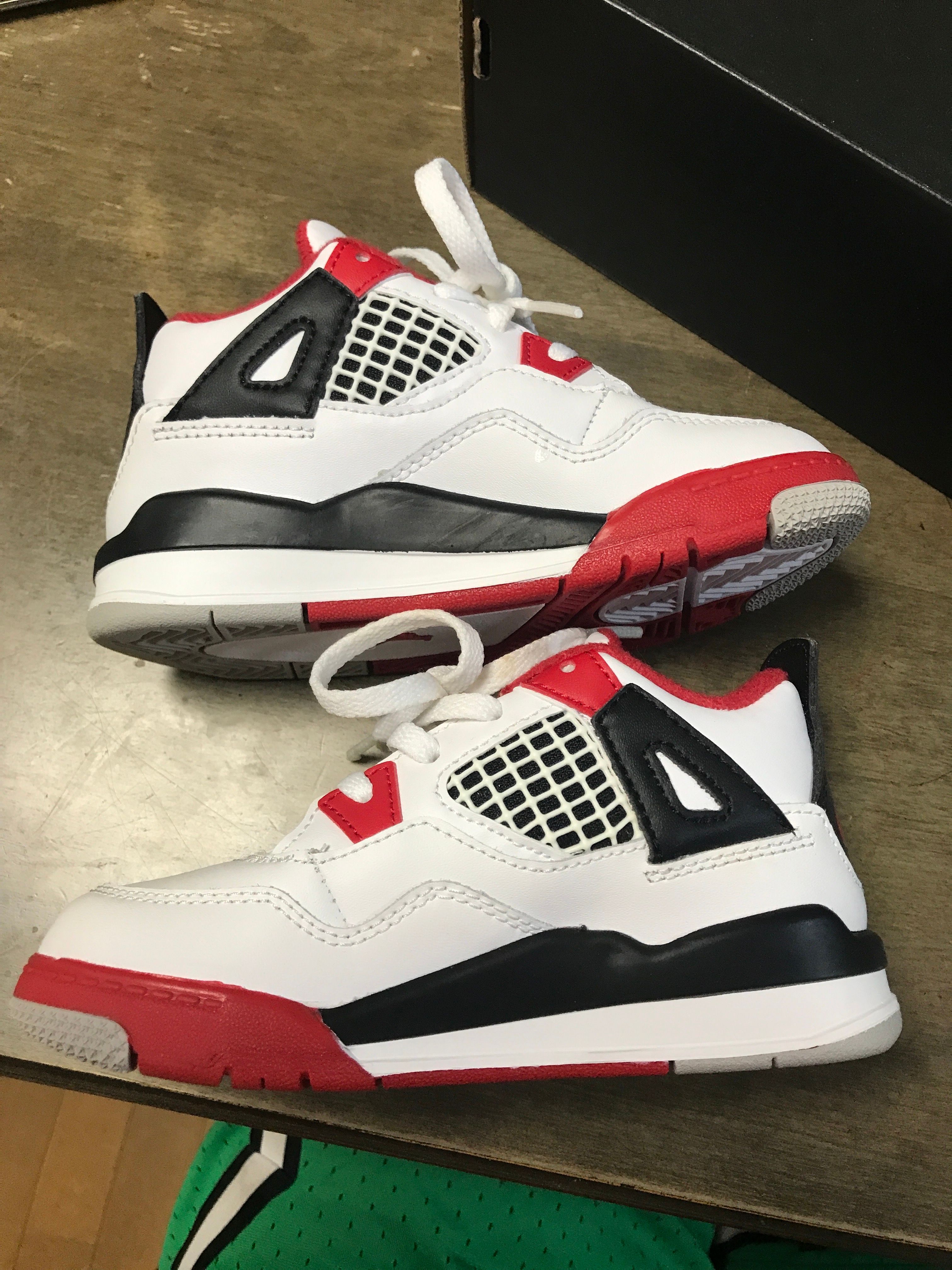 Nike TD Air Jordan 4 OG "Fire Red"