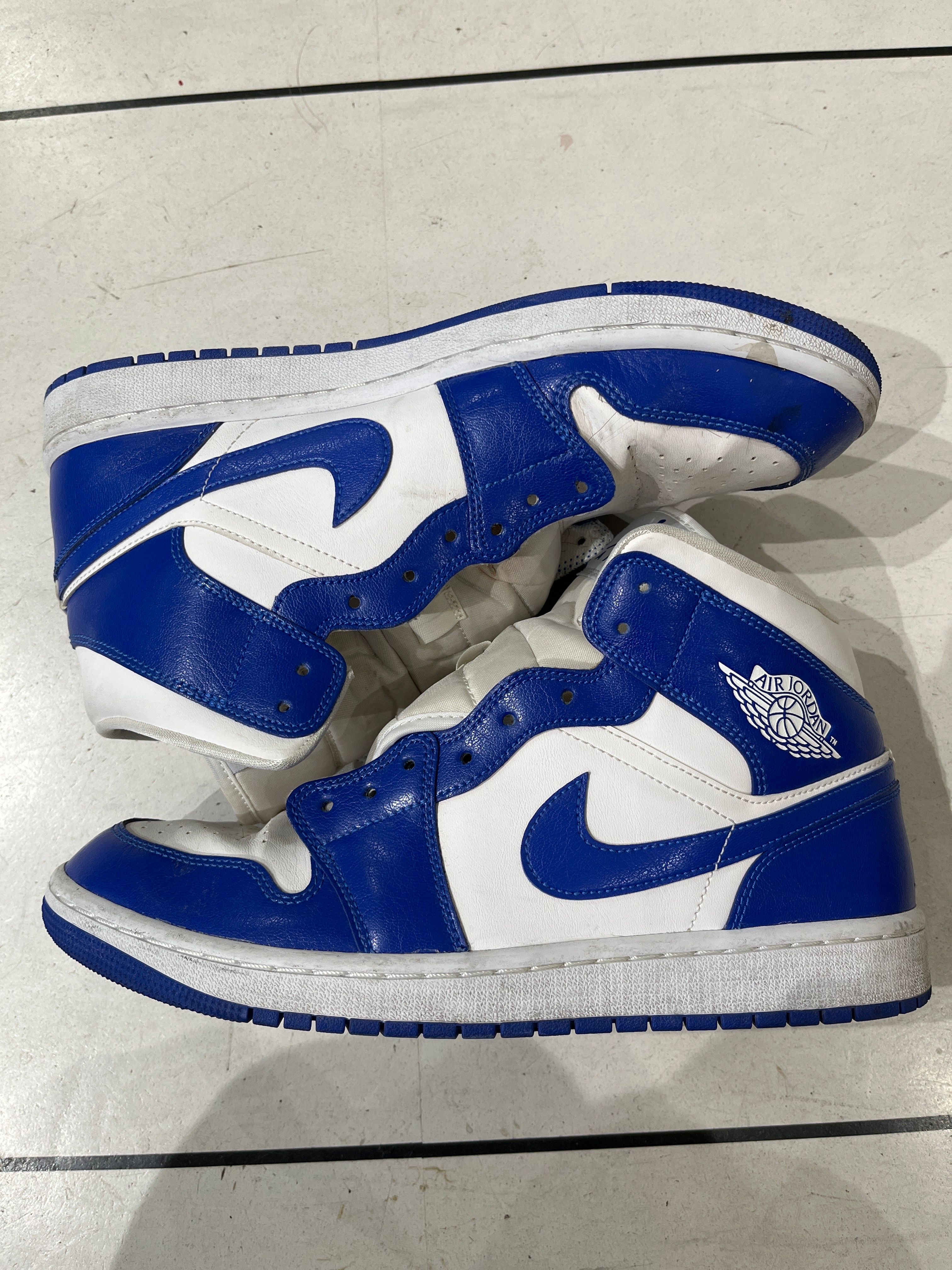 Nike Women's Air Jordan 1 Mid "Kentucky Blue"