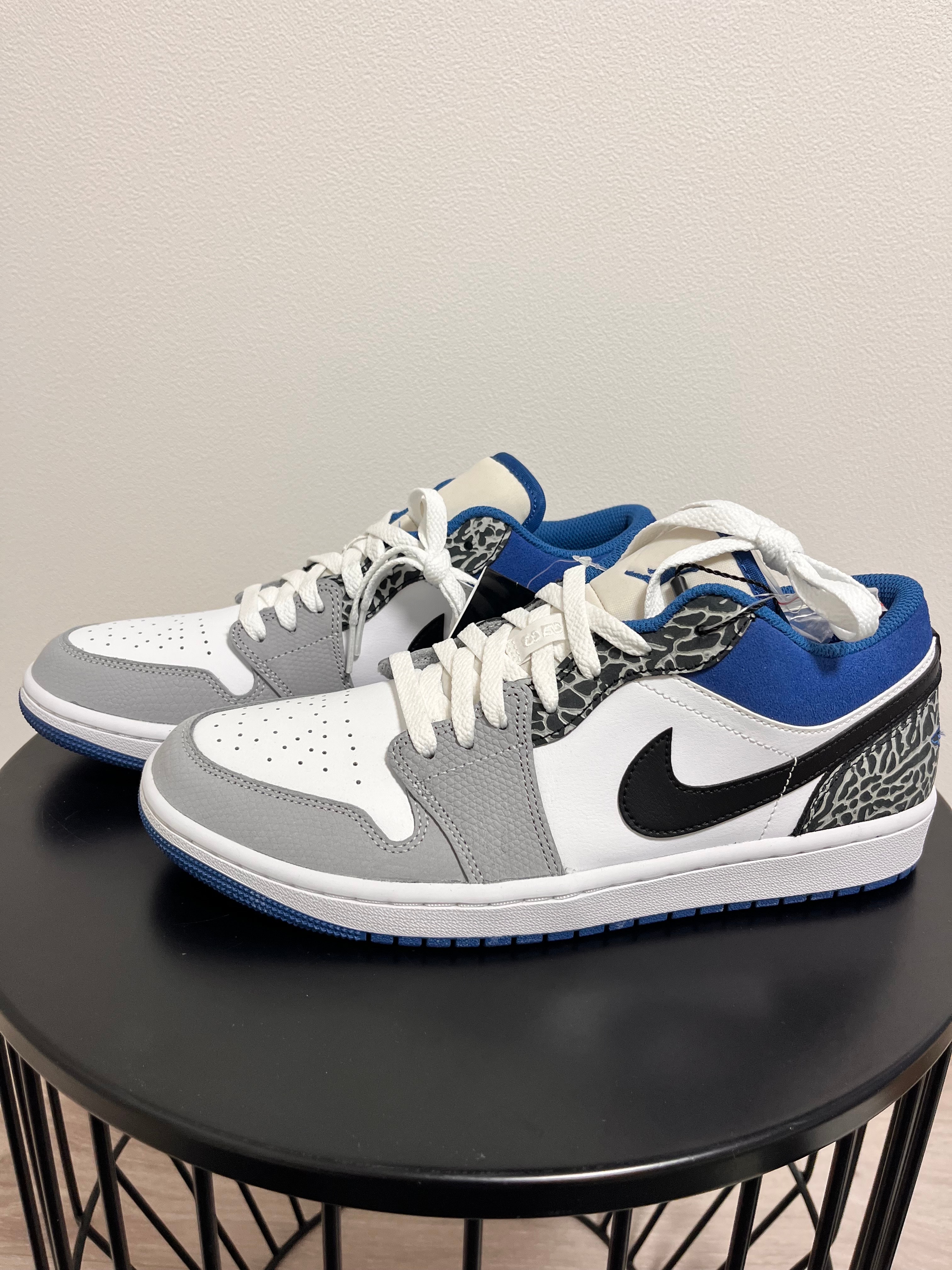 Nike Air Jordan 1 Low "True Blue"