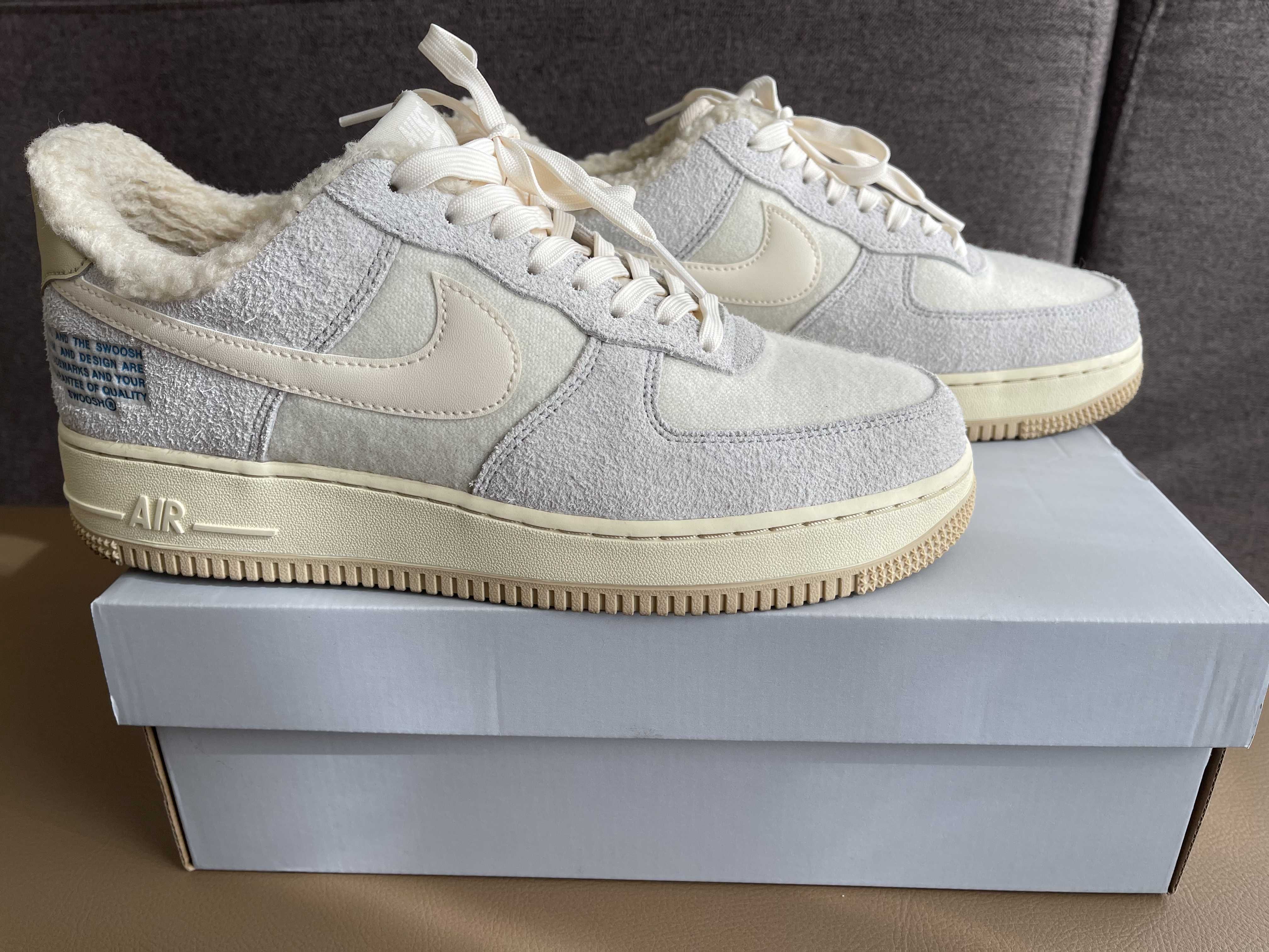 Nike Women's Air Force 1 Low '07 "Photondust/Pale Ivory"