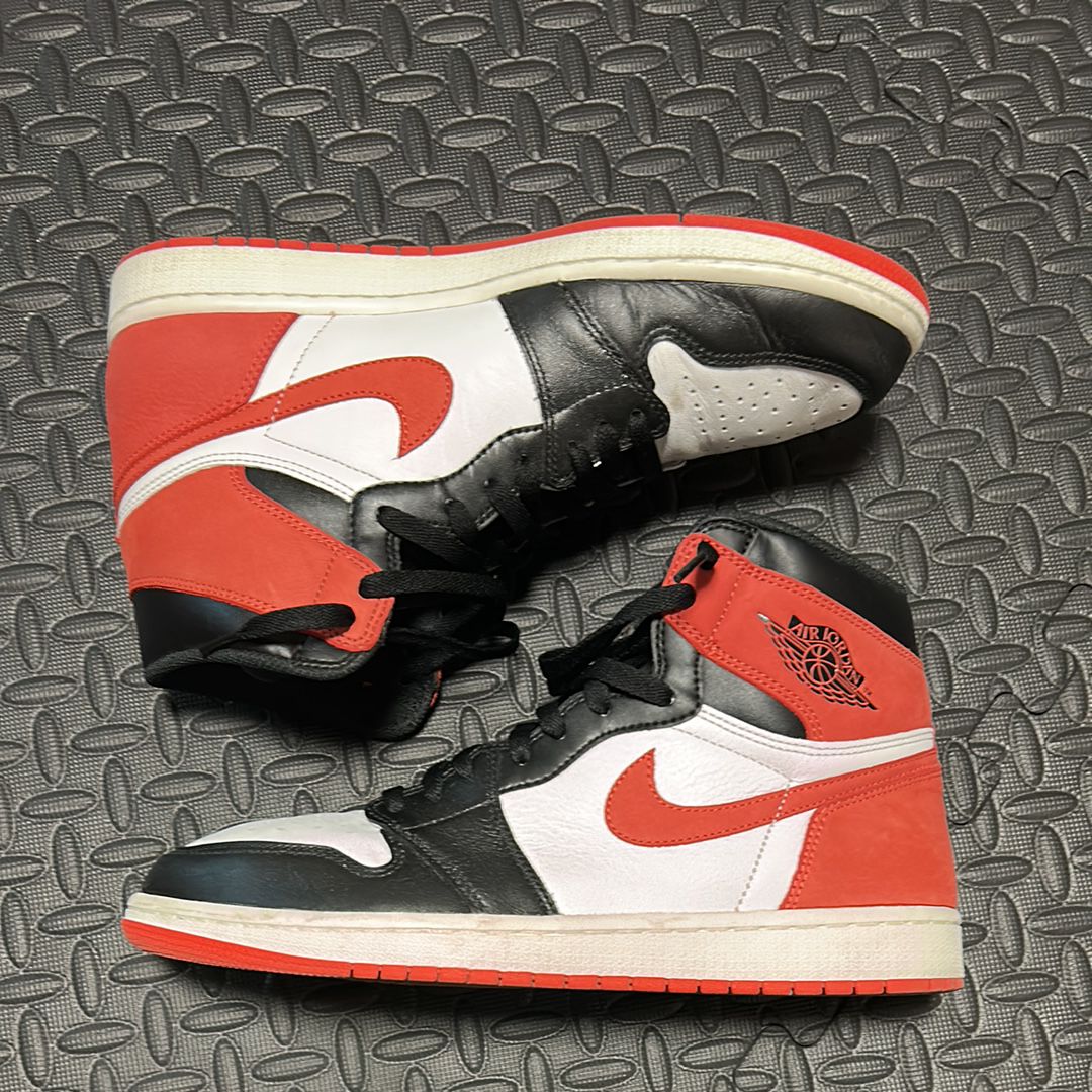 NIKE AIR JORDAN 1 RETRO HIGH "TRACK RED"