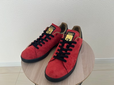 Captain Hook × adidas Stan Smith "Pantone/Core Black"