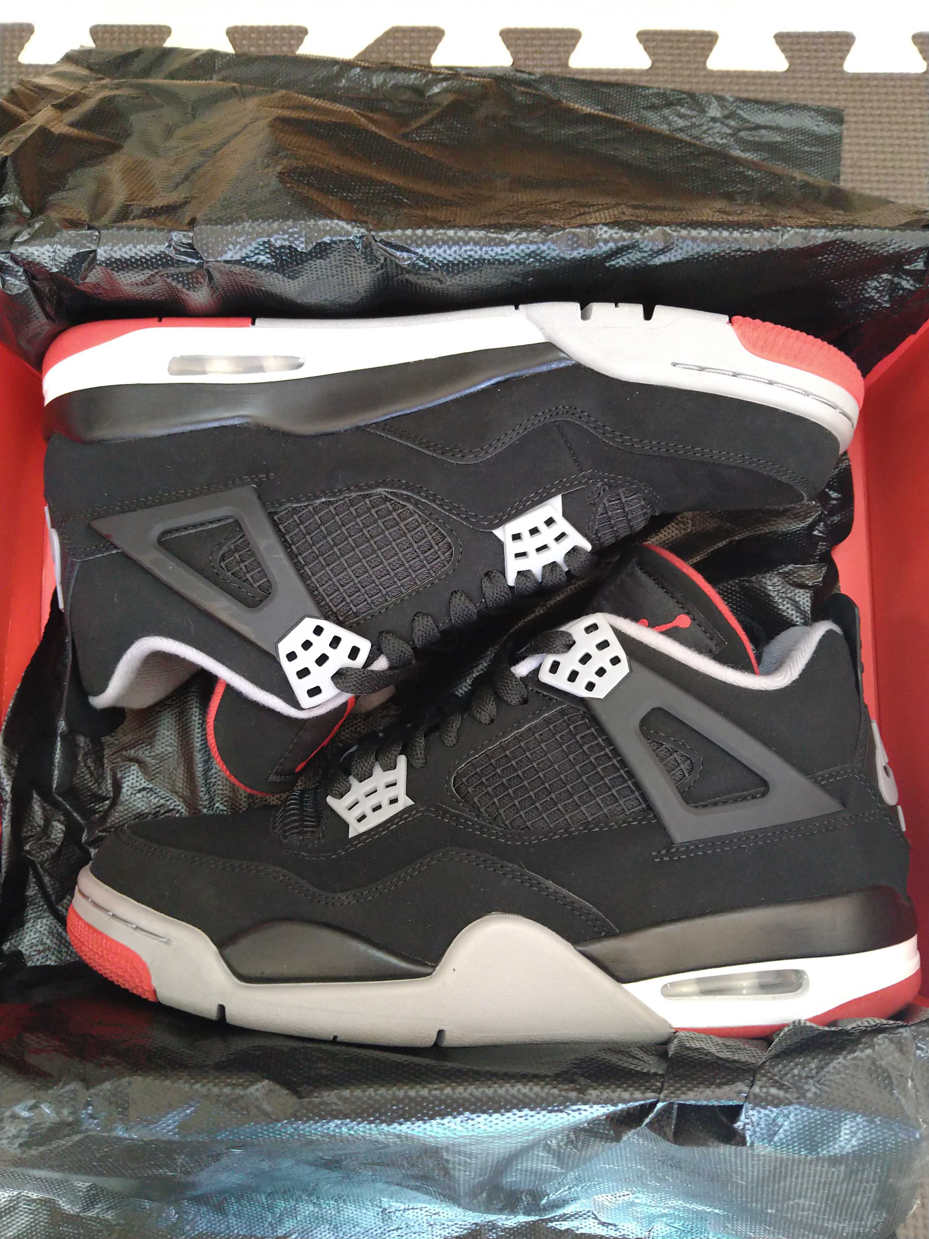 Nike Air Jordan 4 Retro "Bred" (2019)