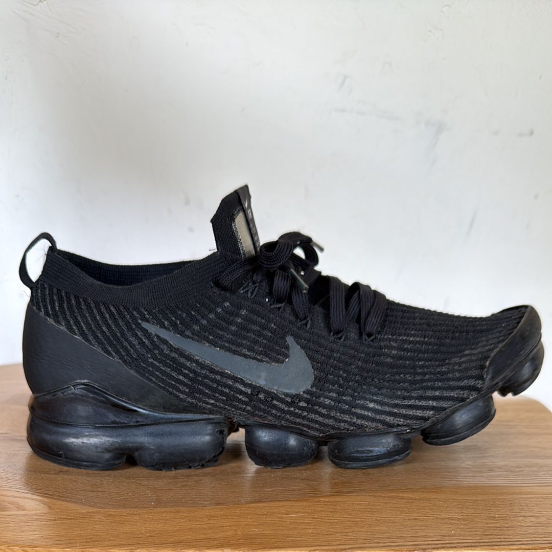 ナイキ ウィメンズ エアヴァイパーマックス フライニット2 "ブラック/ブラック-レーサーピンク-レーサーブルー"