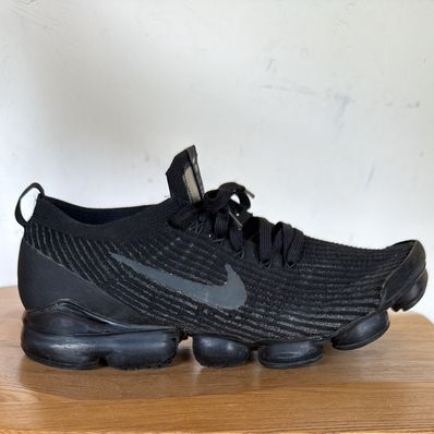 Nike Women's Air Vapormax Flyknit 2 "Black/Black-Racer Pink-Racer Blue"