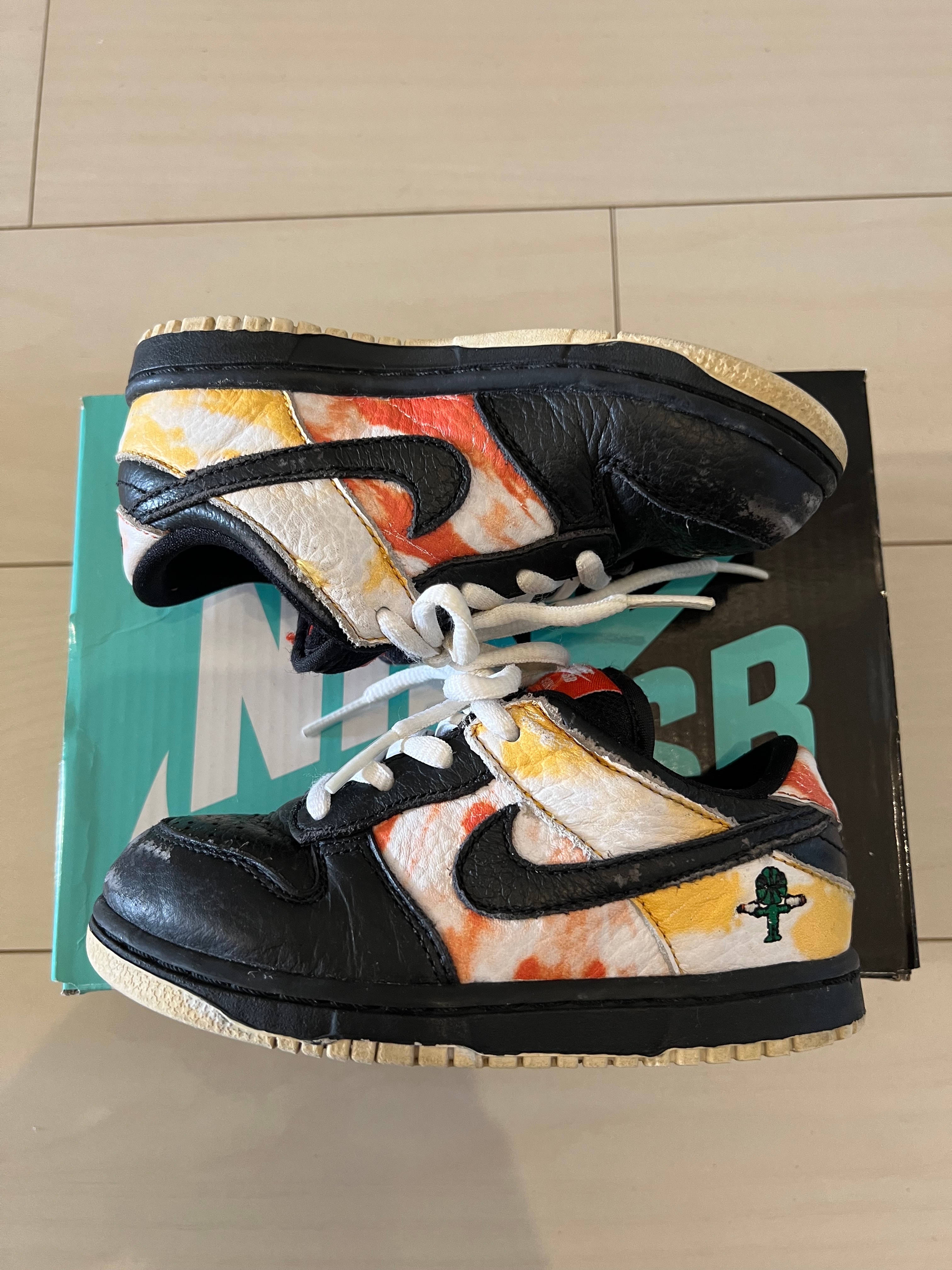 スニーカー Nike TD SB Dunk Low \"Tie-Dye Raygun\" ナイキSB ダンク ロー レイガンズ タイダイ 全2色【12/27発売