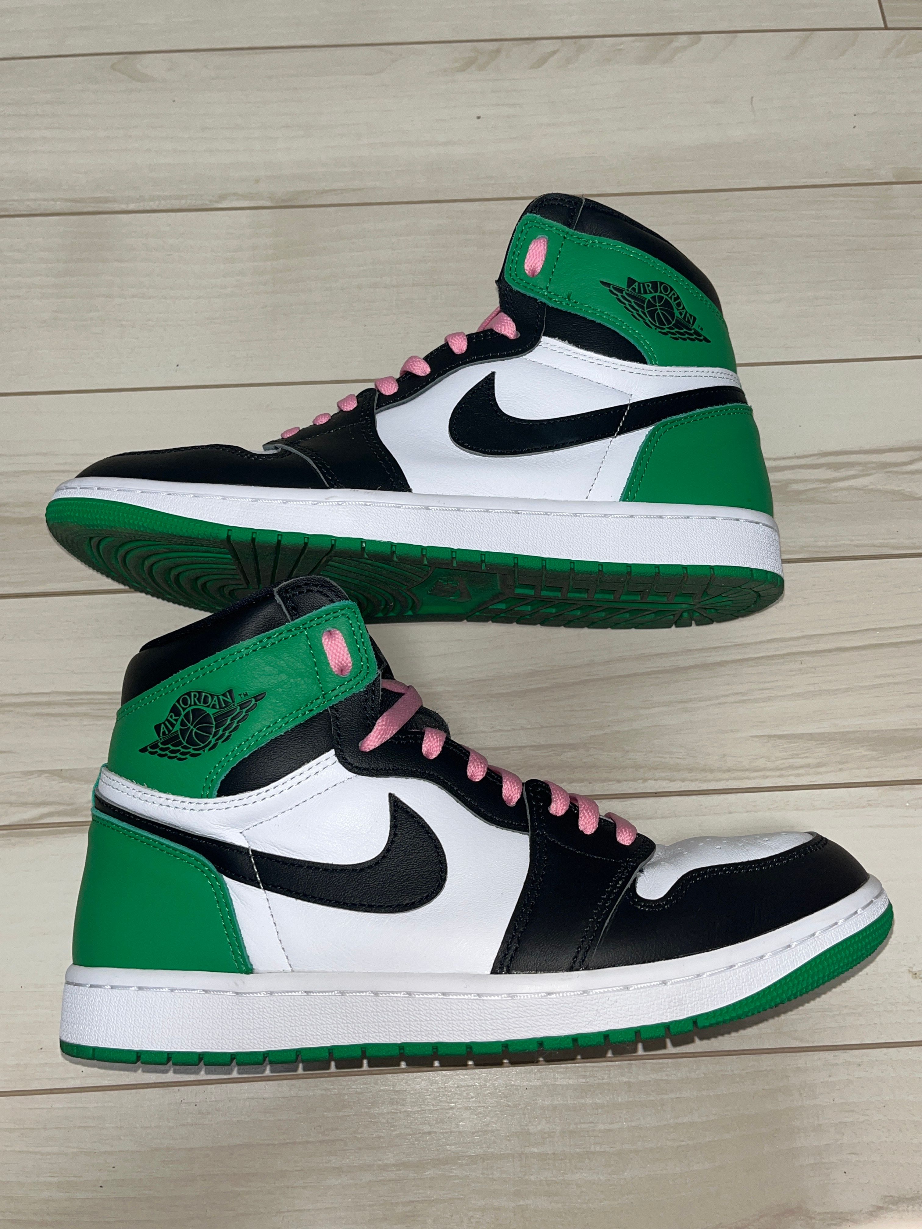 Nike Air Jordan 1 Retro High OG "Celtics/Black and Lucky Green" (2023)