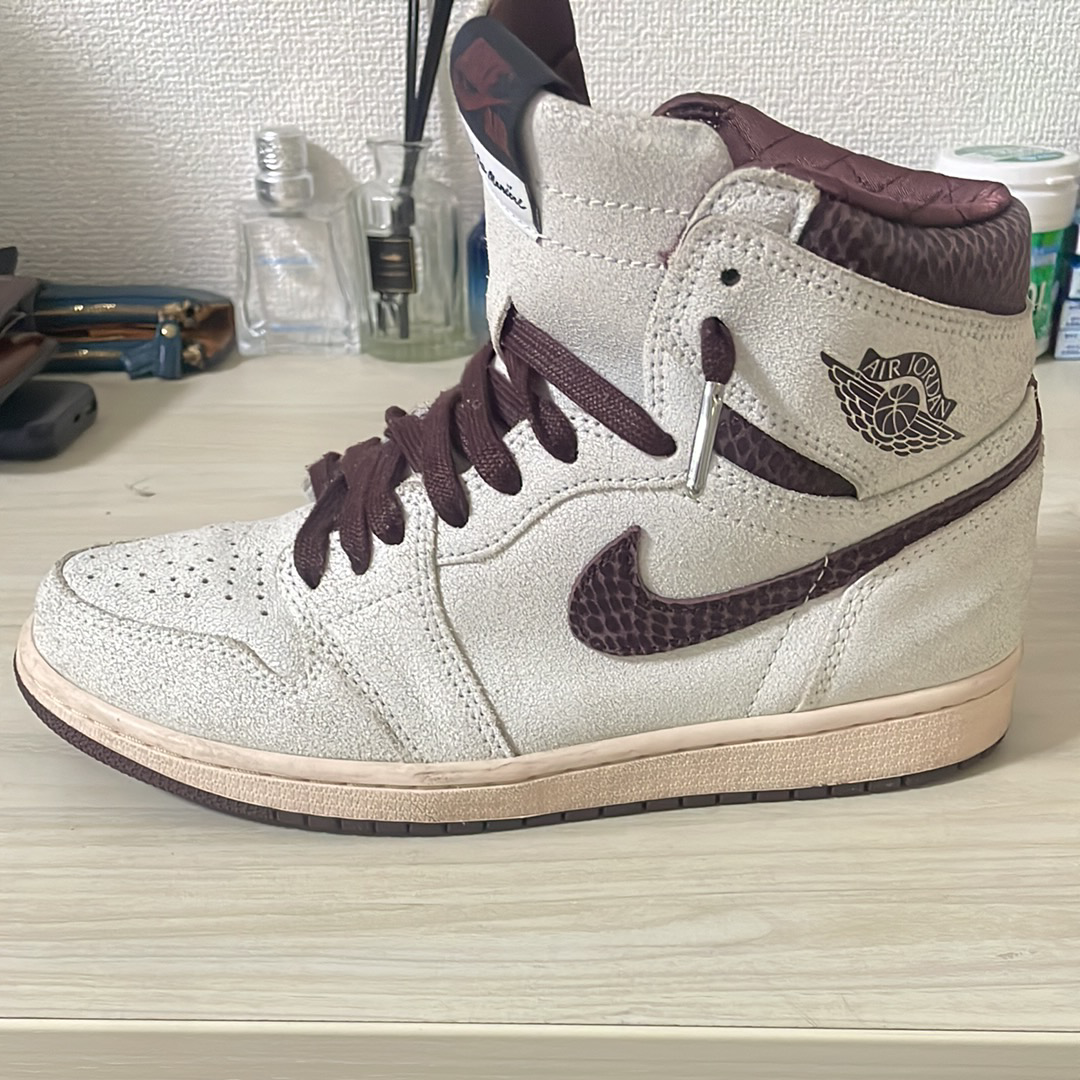 A Ma Maniere × Nike Air Jordan 1 Retro High OG "Sail and Burgundy"