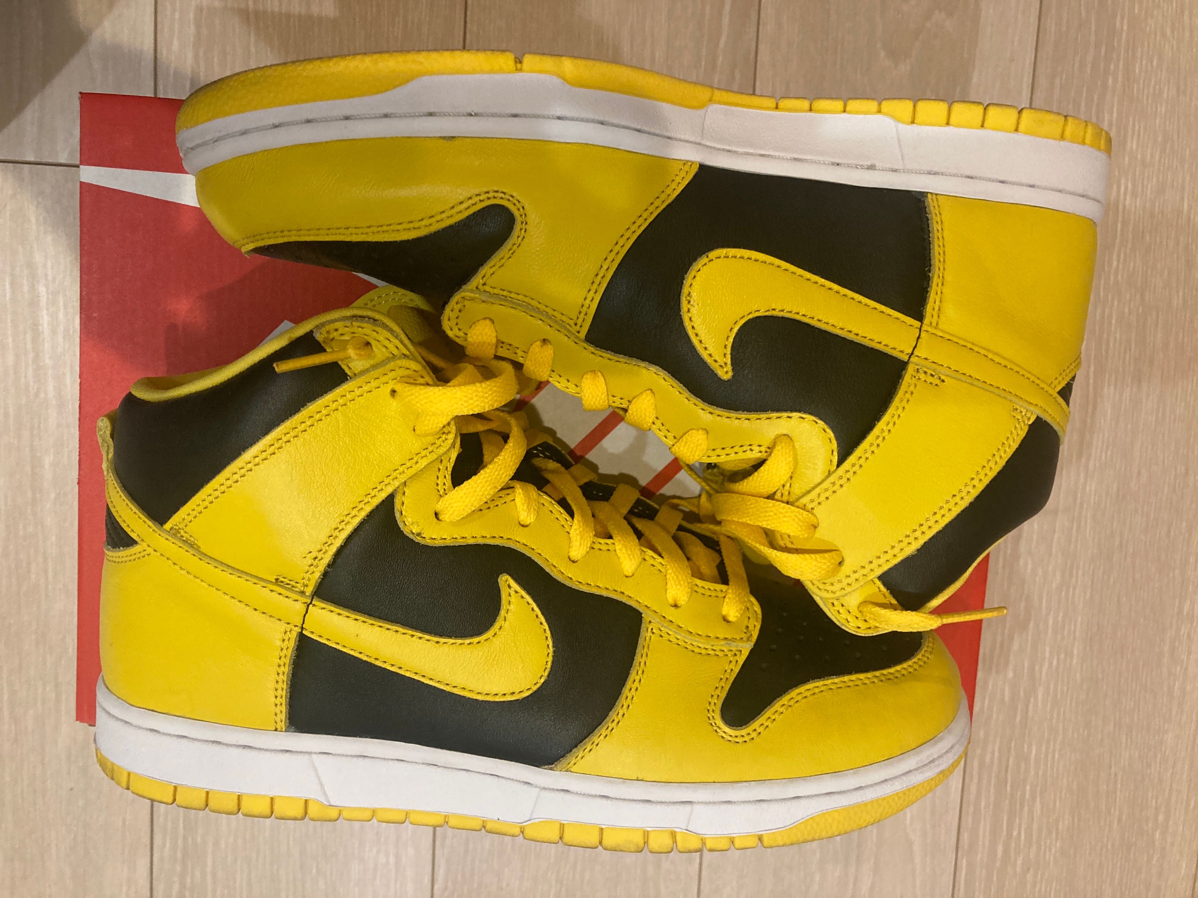 Nike Dunk High "Black/Varsity Maize"