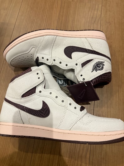 A Ma Maniere × Nike Air Jordan 1 Retro High OG "Sail and Burgundy"