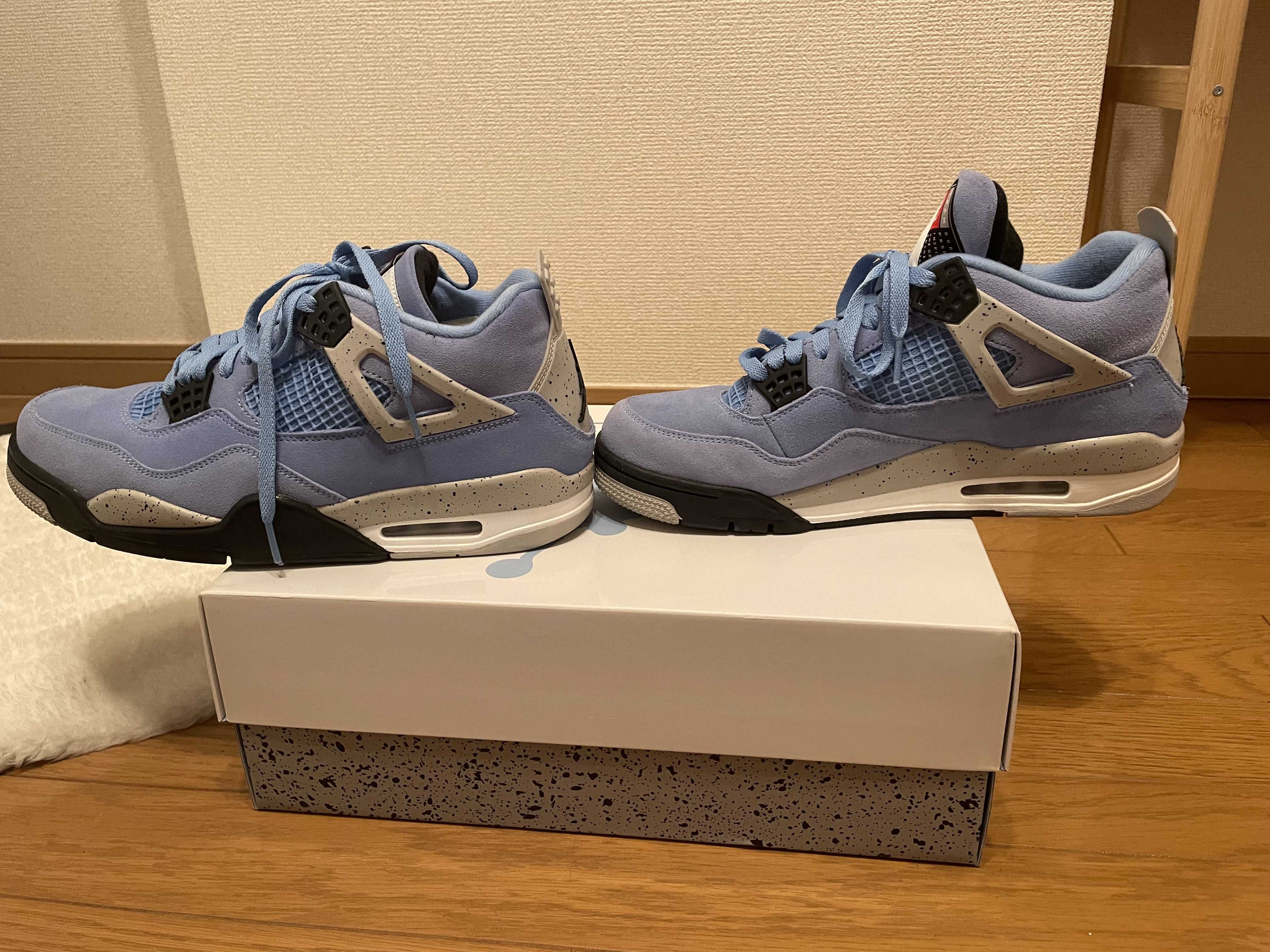 Nike Air Jordan 4 "University Blue"