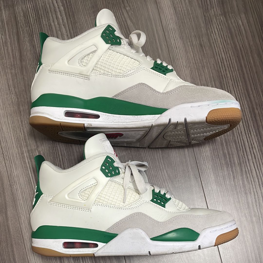 Nike SB × Air Jordan 4 Retro SP "Pine Green"