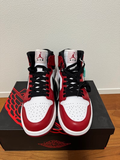 Nike Air Jordan 1 Retro High "Chicago" (2013)