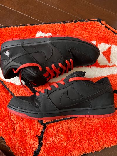 Nike SB Dunk Low TRD QS "Black Pigeon"