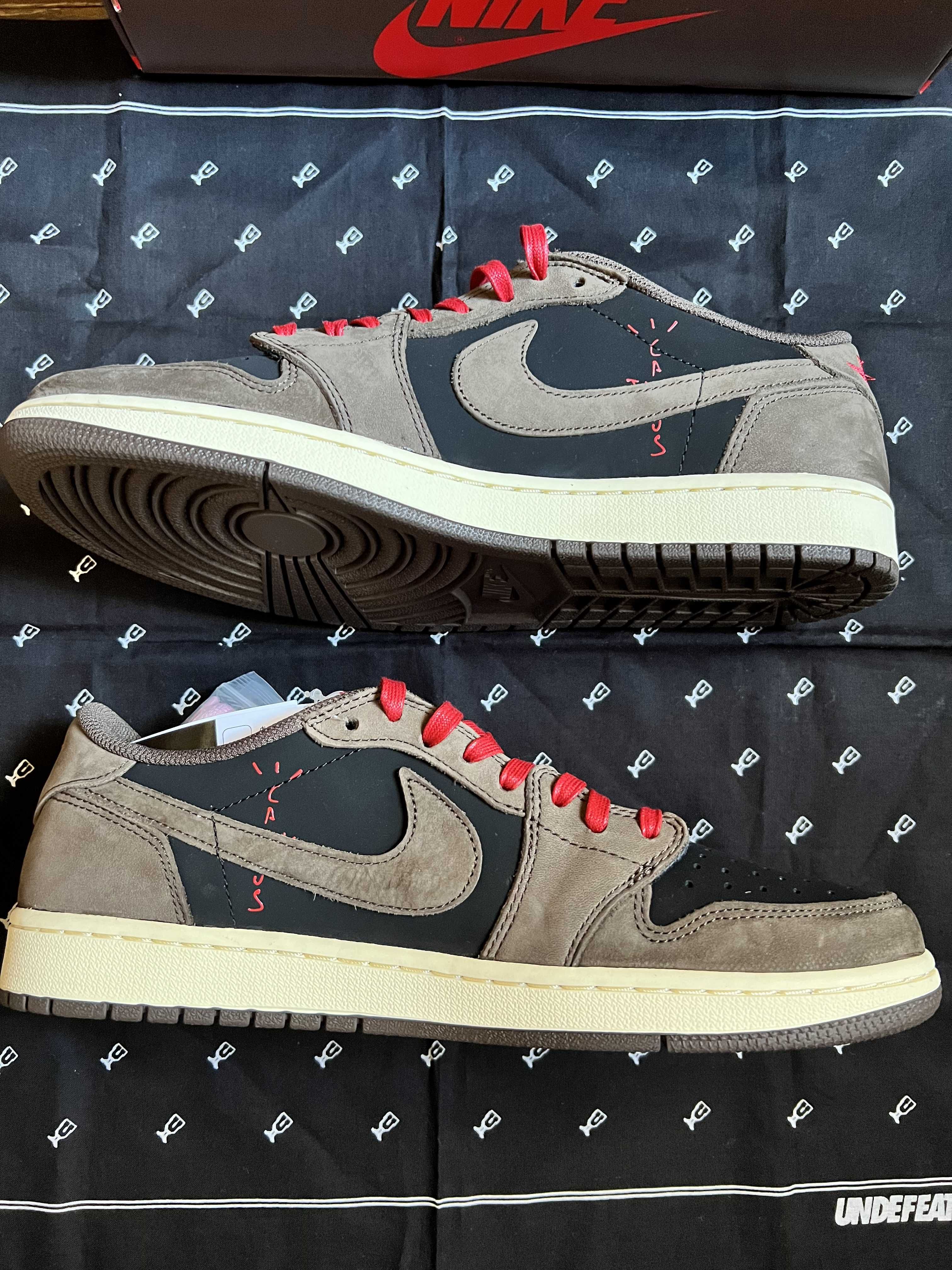 Travis Scott × Nike Air Jordan 1 Low OG SP-T "Black/Dark Mocha"