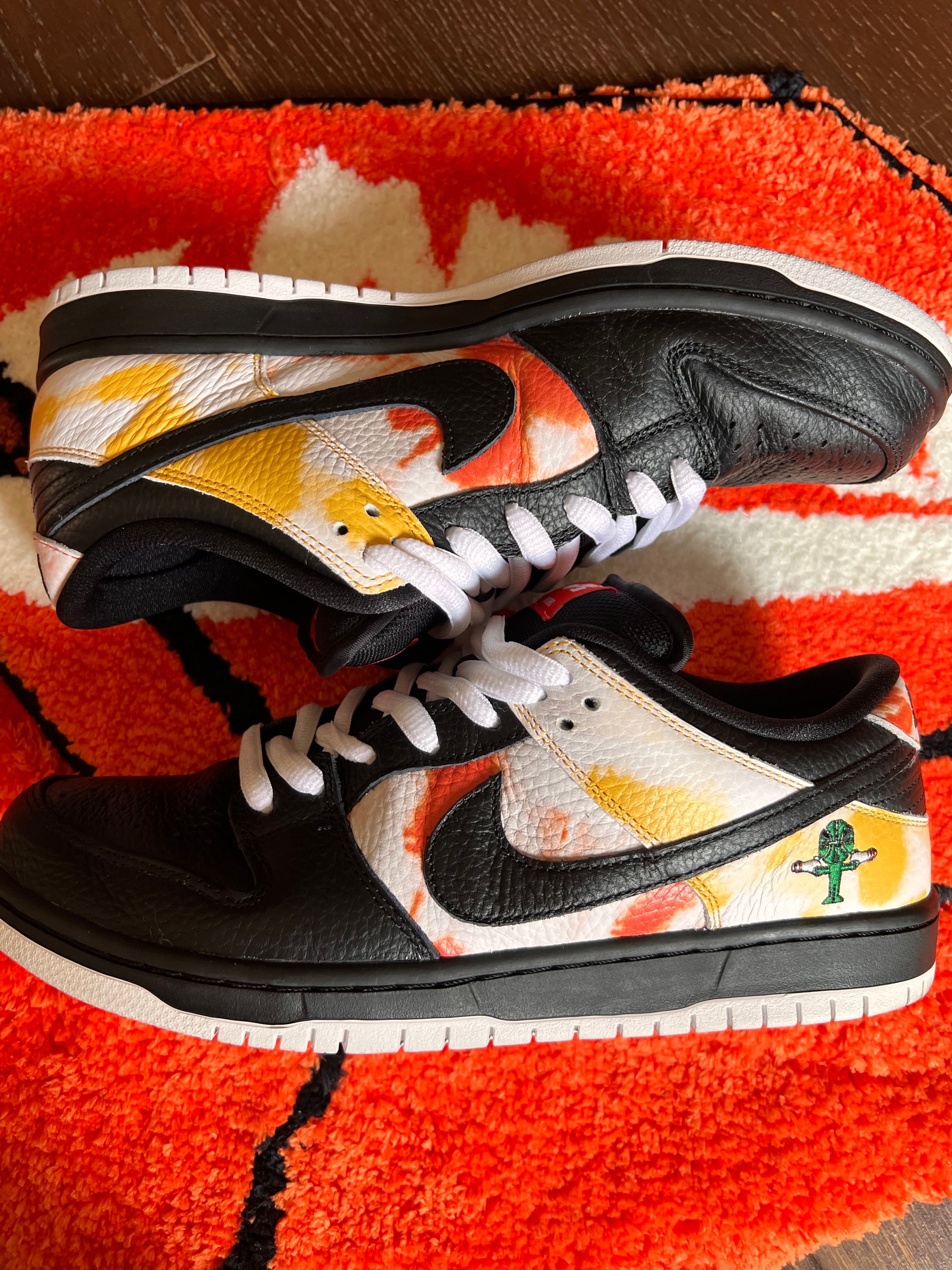 Nike SB Dunk Low "Raygun Tie-Dye/Black"