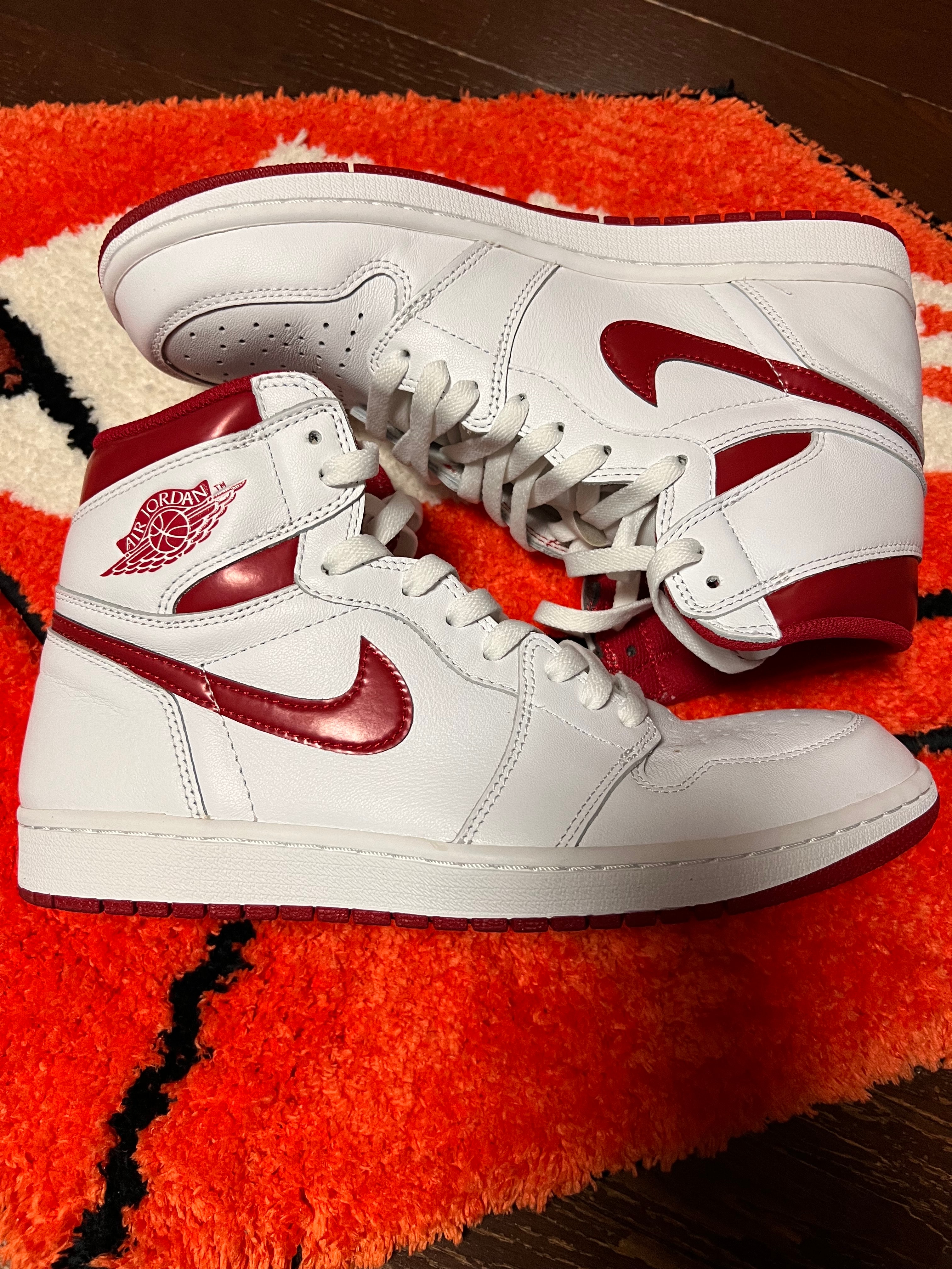 Nike Air Jordan 1 High OG "Metallic Red" (2017)