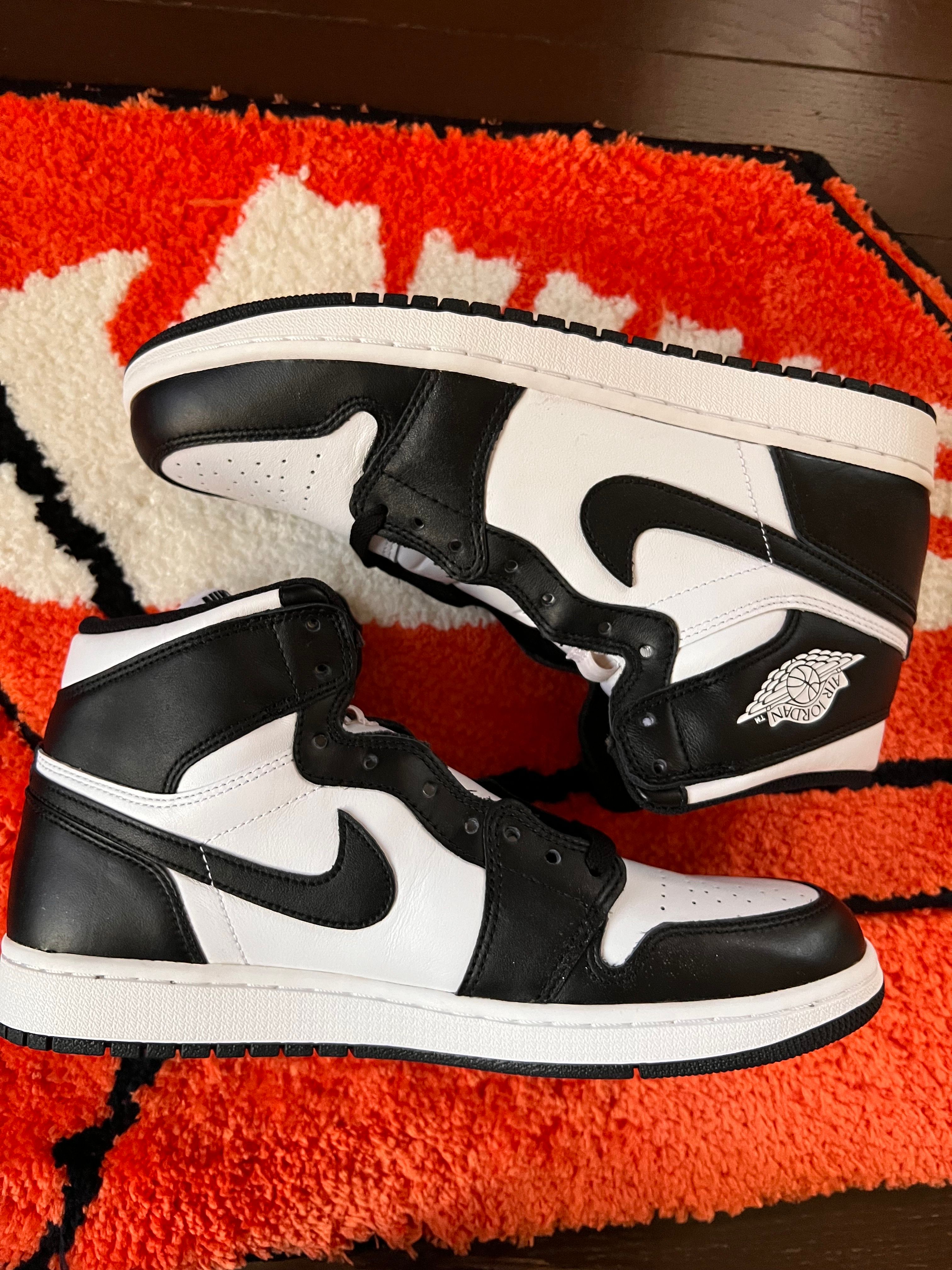 Nike Air Jordan 1 Retro High OG "Black/White" (2014)