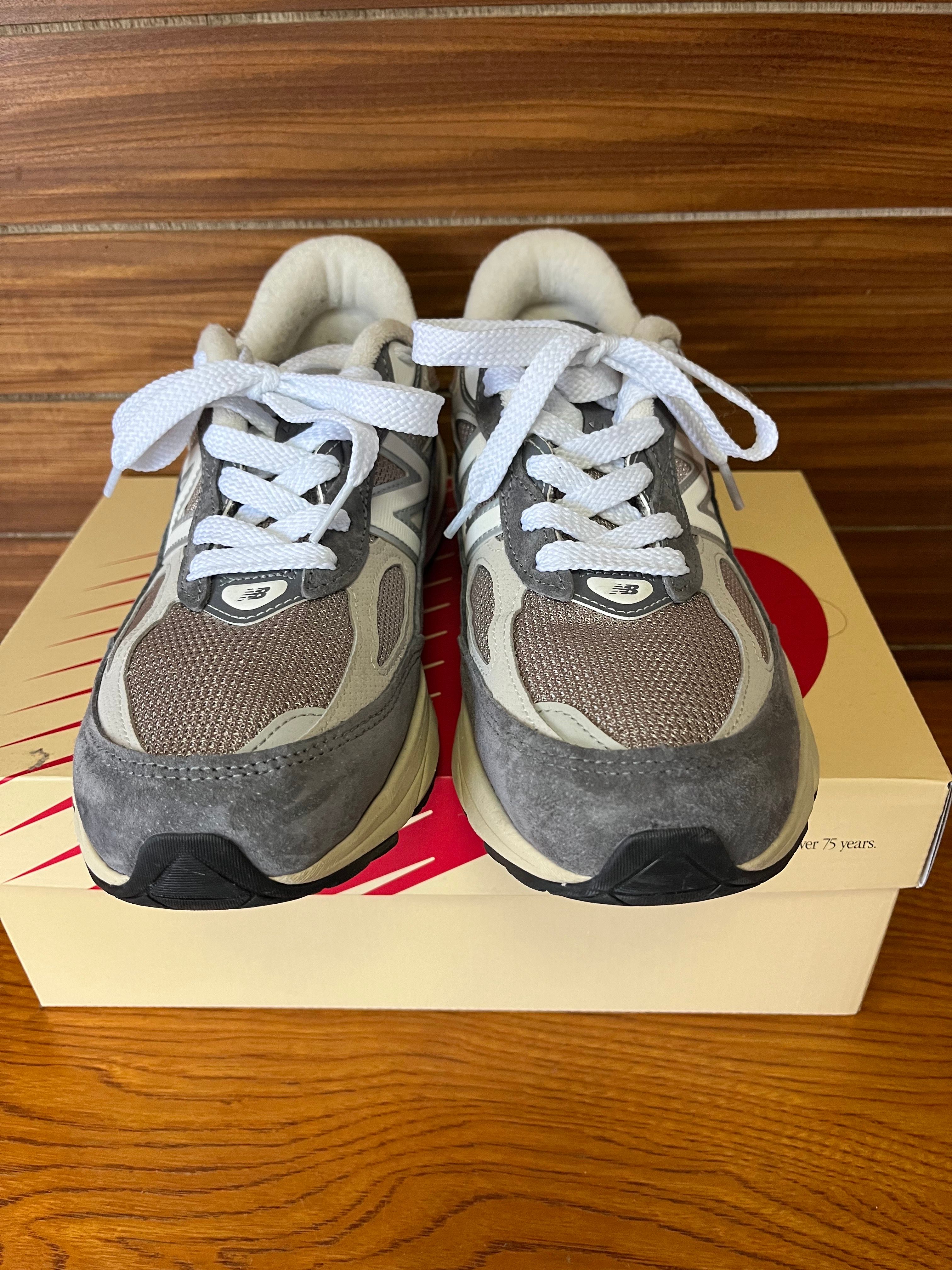 New Balance 990V6 "Castlerock/Moonrock"