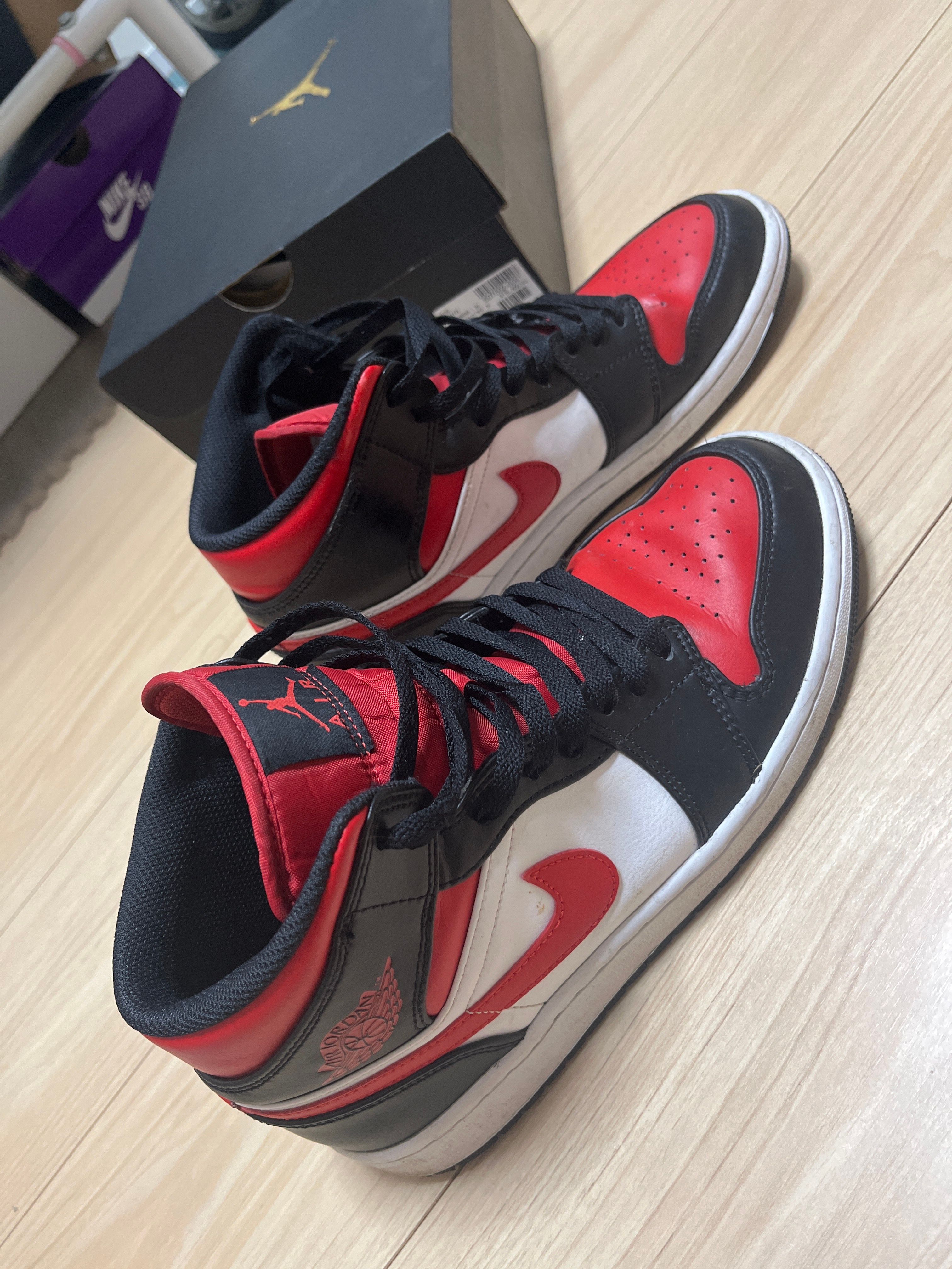 Nike Air Jordan 1 Mid "Black/Gym Red/White"