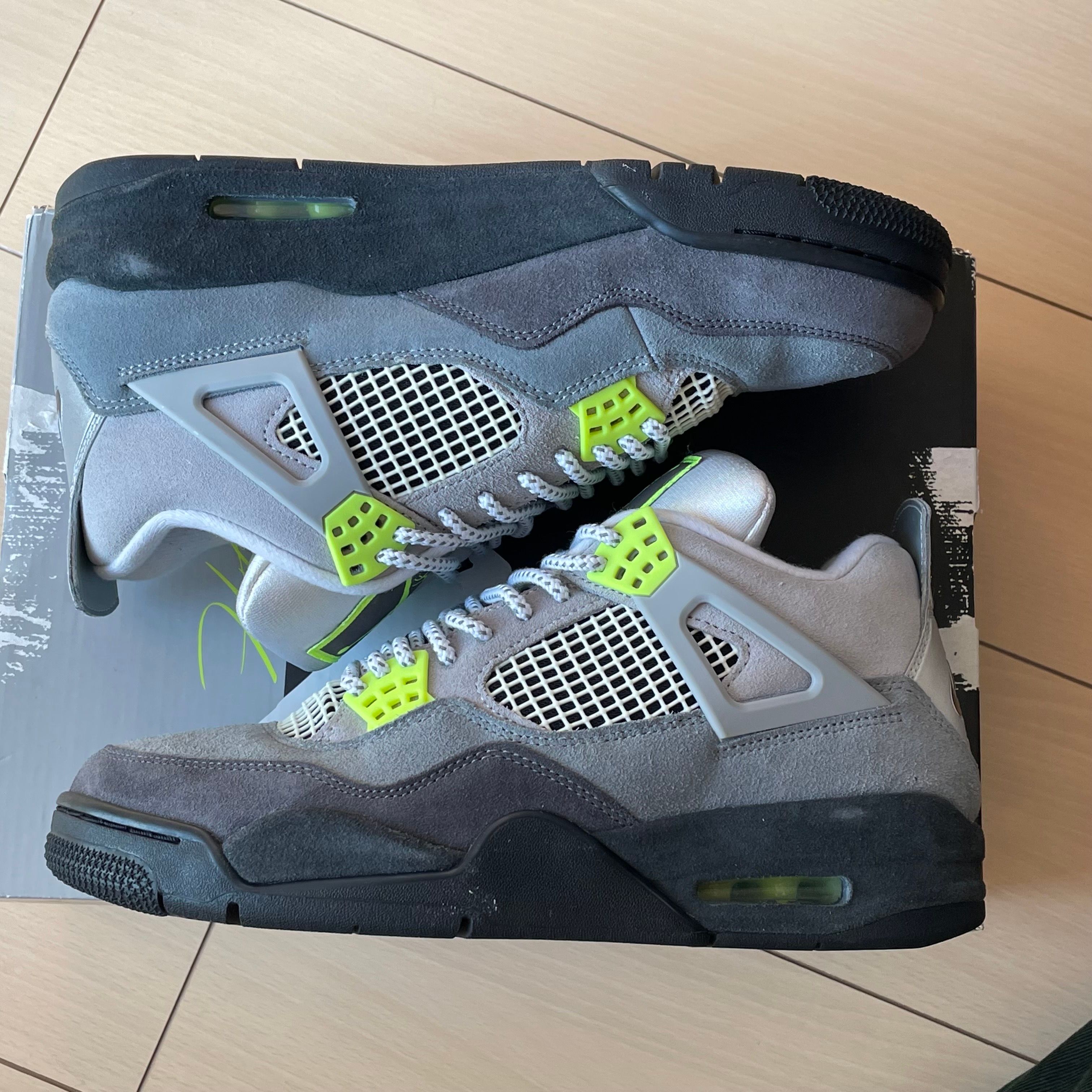 NIKE AIR JORDAN 4 RETRO LE "NEON"
