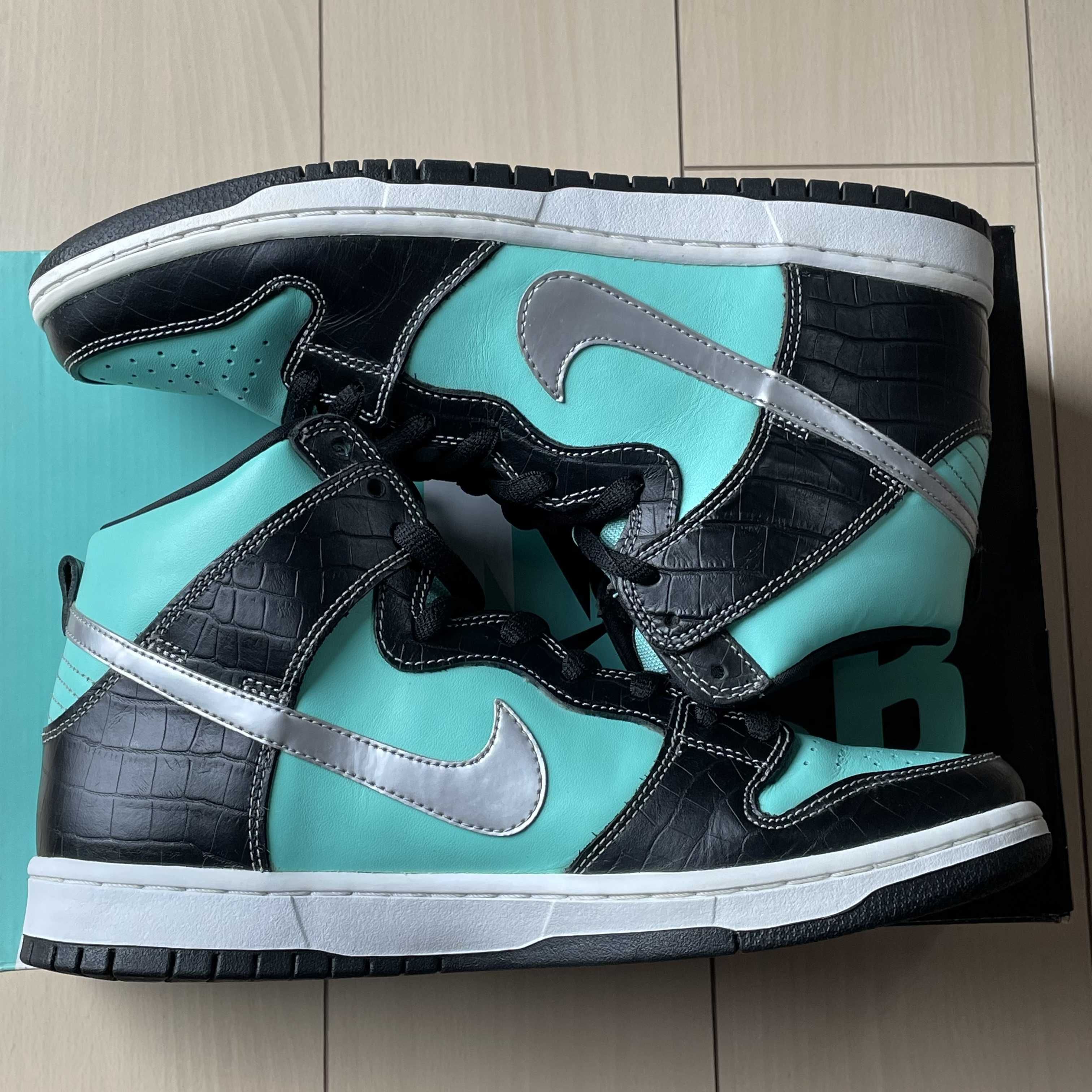 Diamond Supply × Nike SB Dunk High "Tiffany"